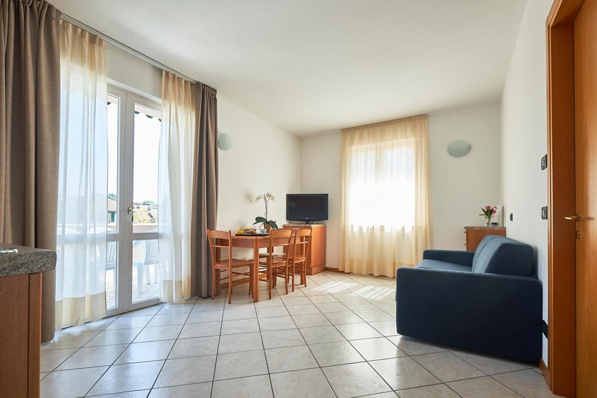 Superior One-Bedroom Apartment