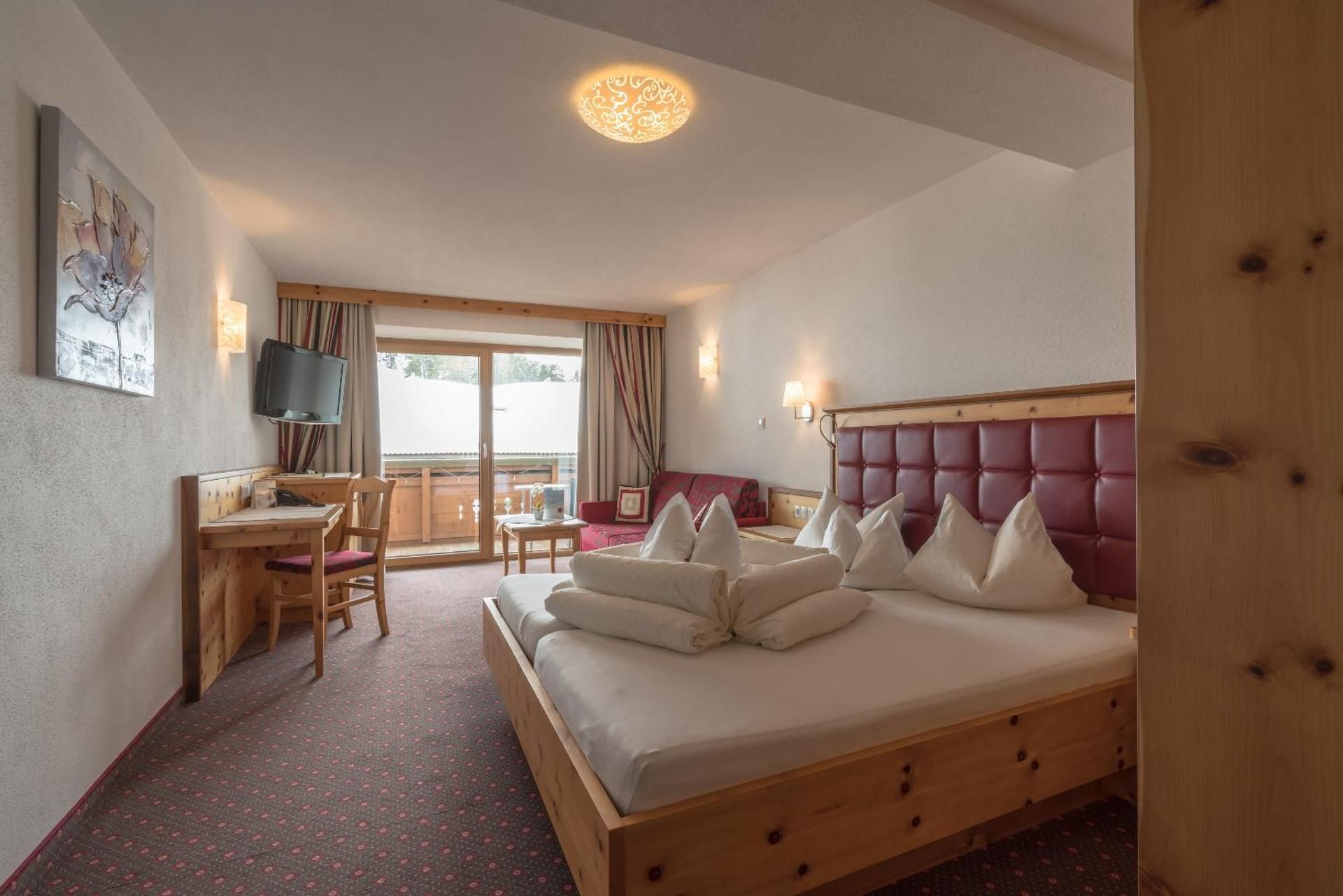 Tauferberg Deluxe Double Room