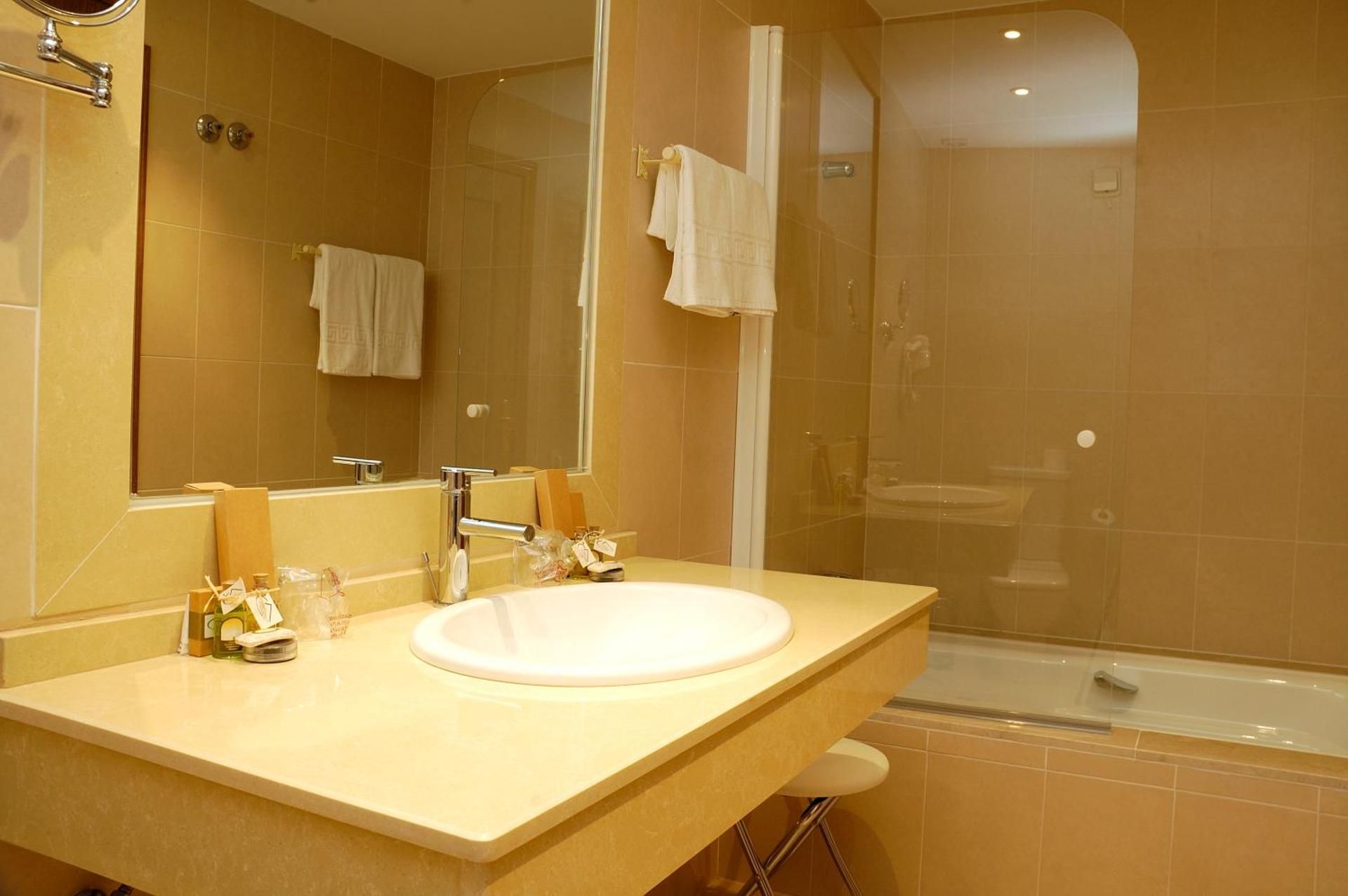 Twin Room with View
