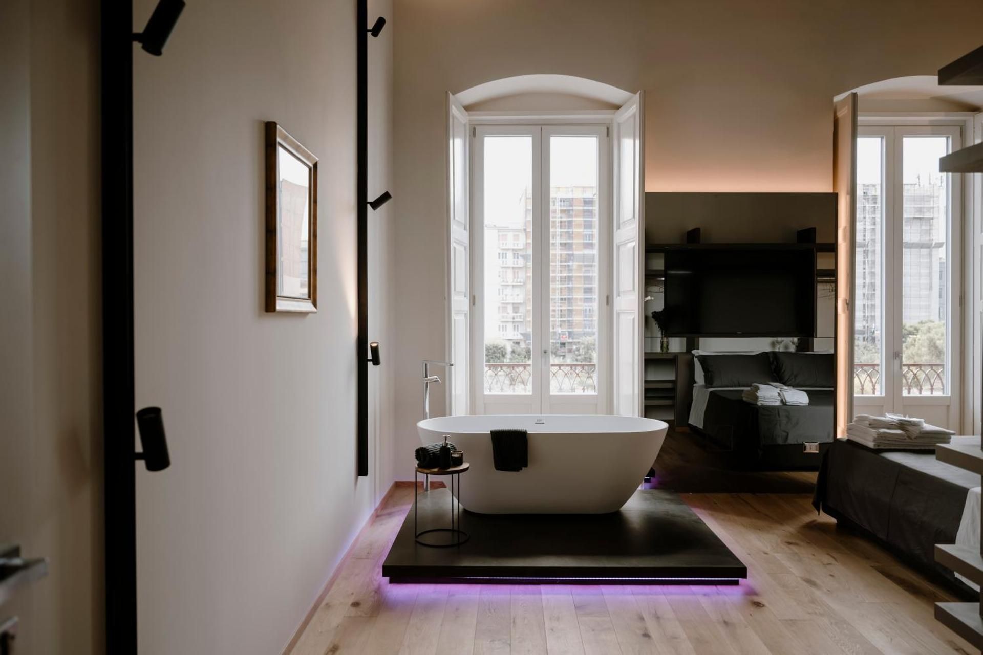 Superior King Room