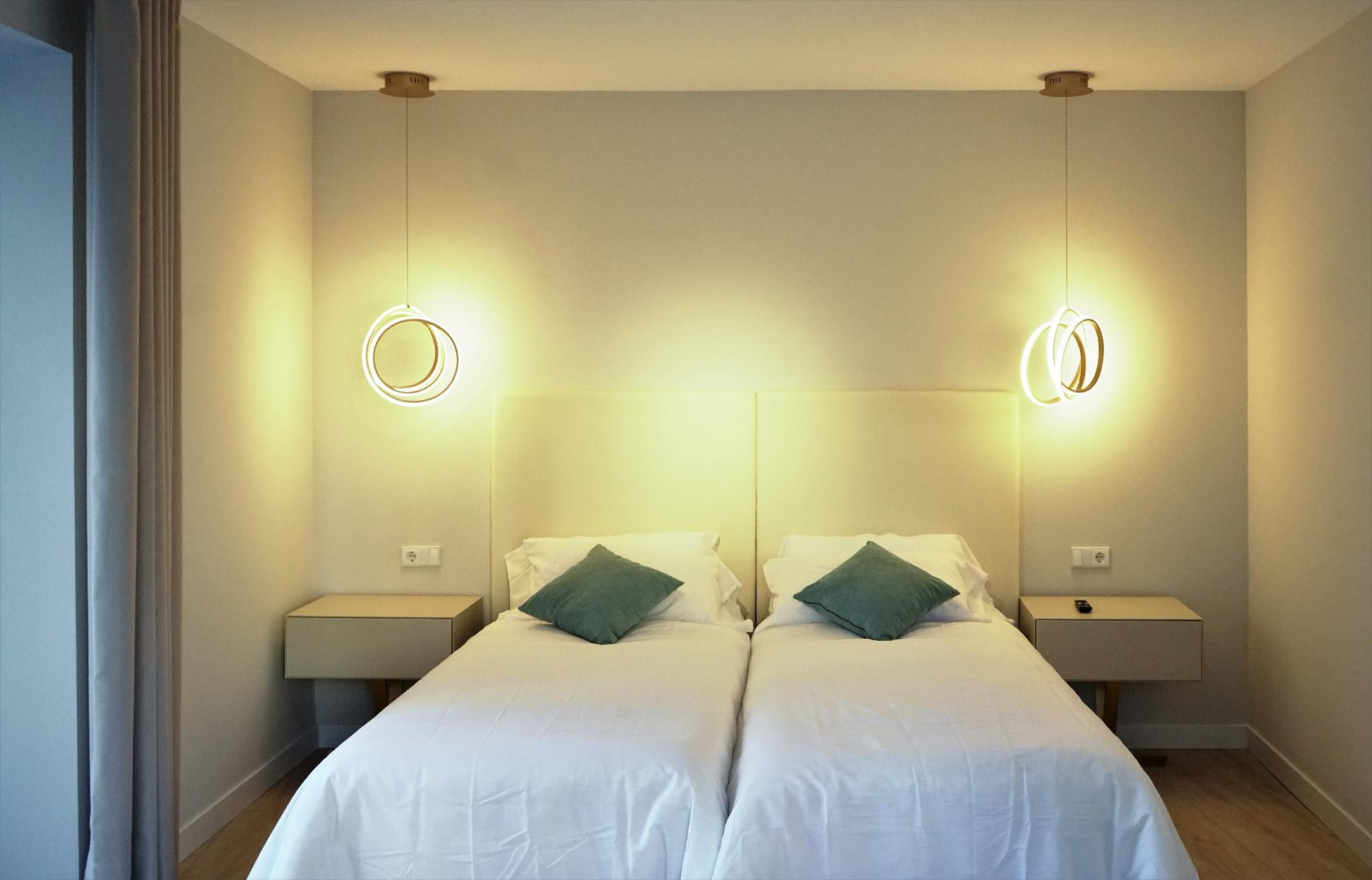 APARTAMENTOS LA FLORA BURGOS Premium Suite with Terrace 2