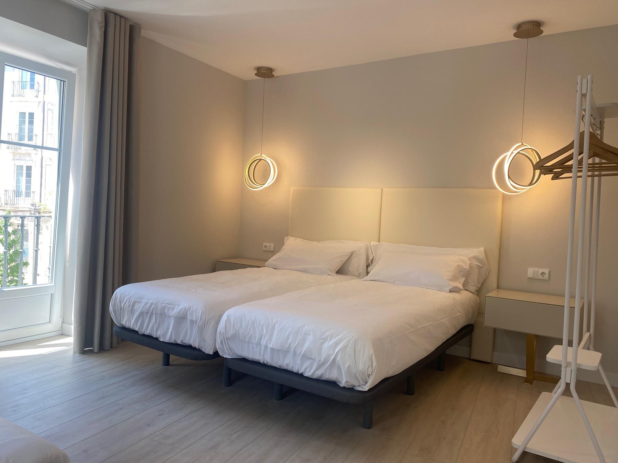 APARTAMENTOS LA FLORA BURGOS Premium Suite with Terrace