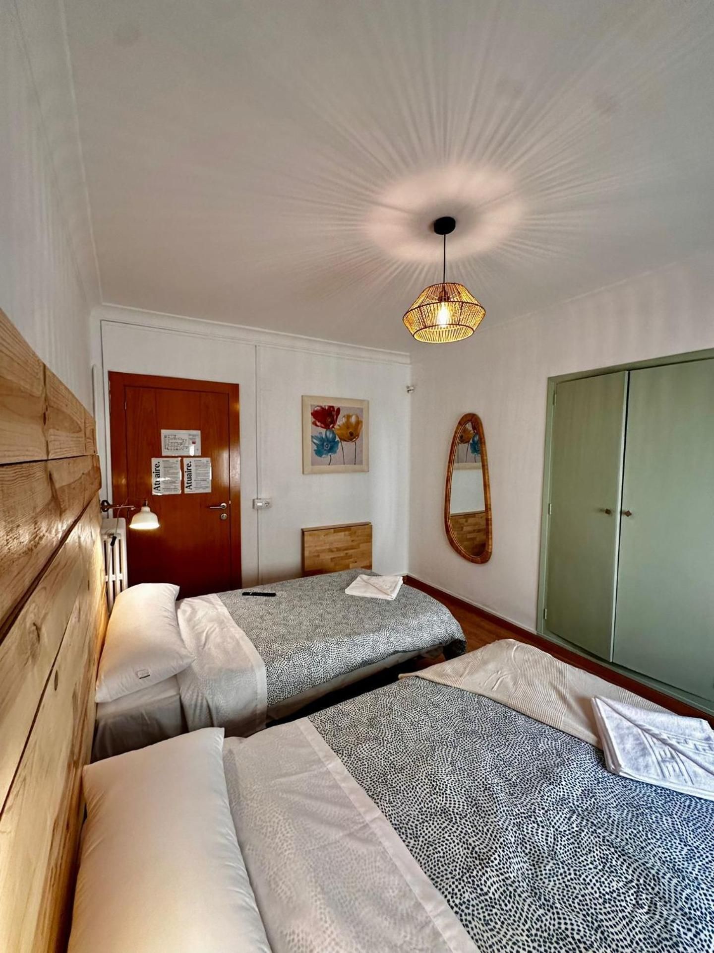 Twin Room with Shared Toilet