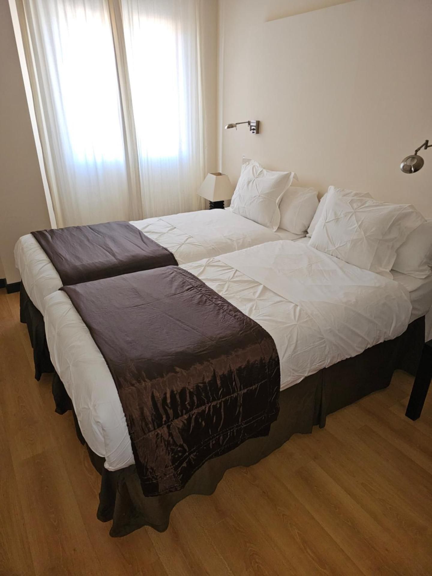 Twin Room with Private Bathroom