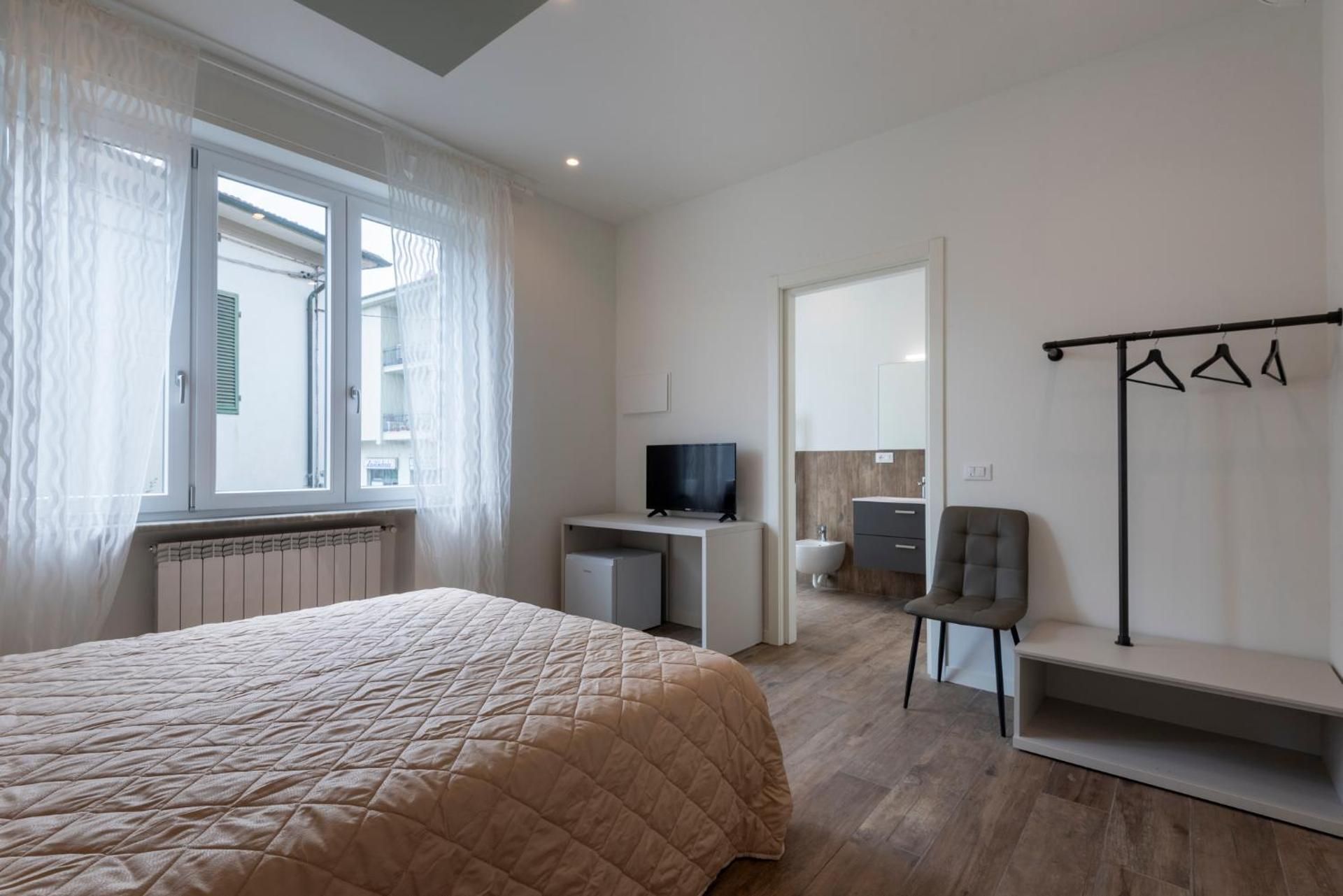 Double Room with Private Bathroom