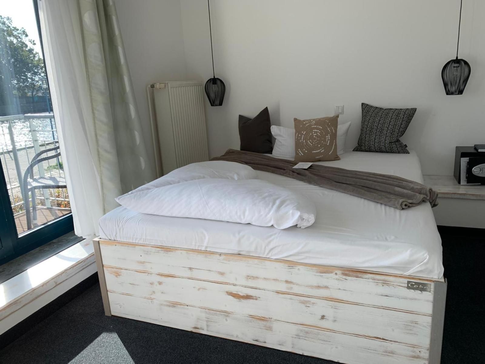 Single Room with Balcony