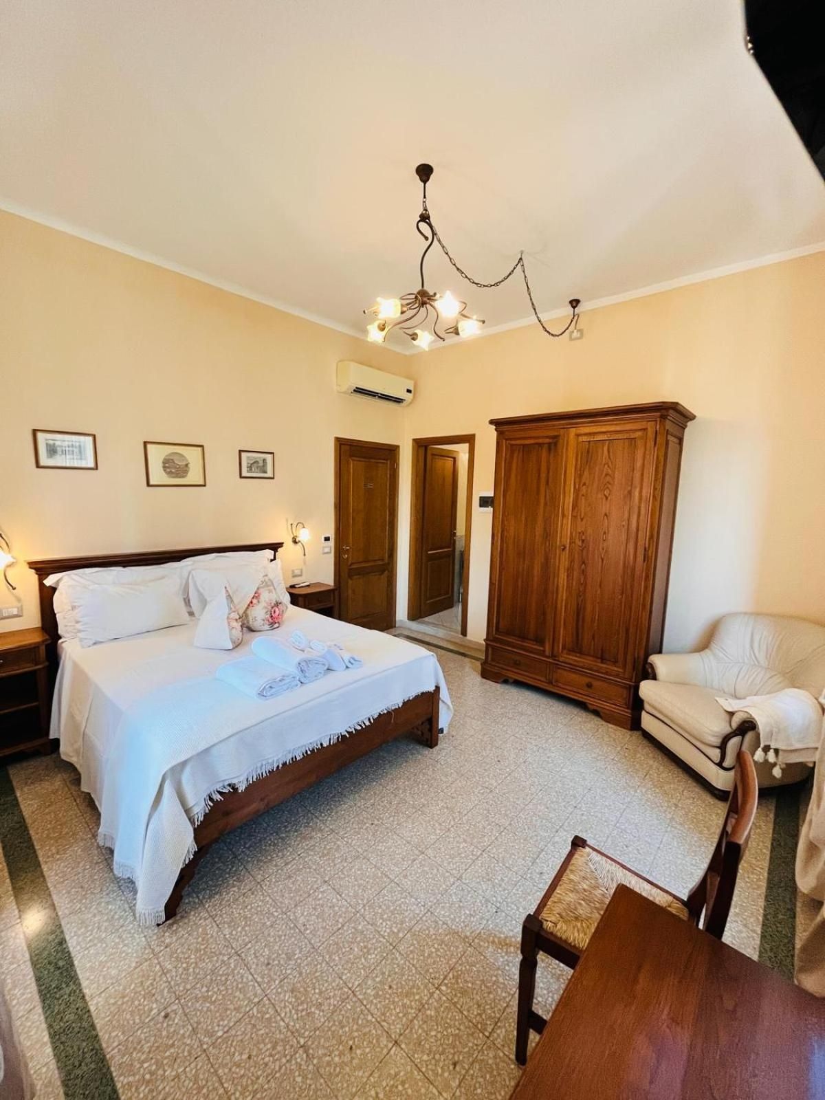 Double Room with Balcony