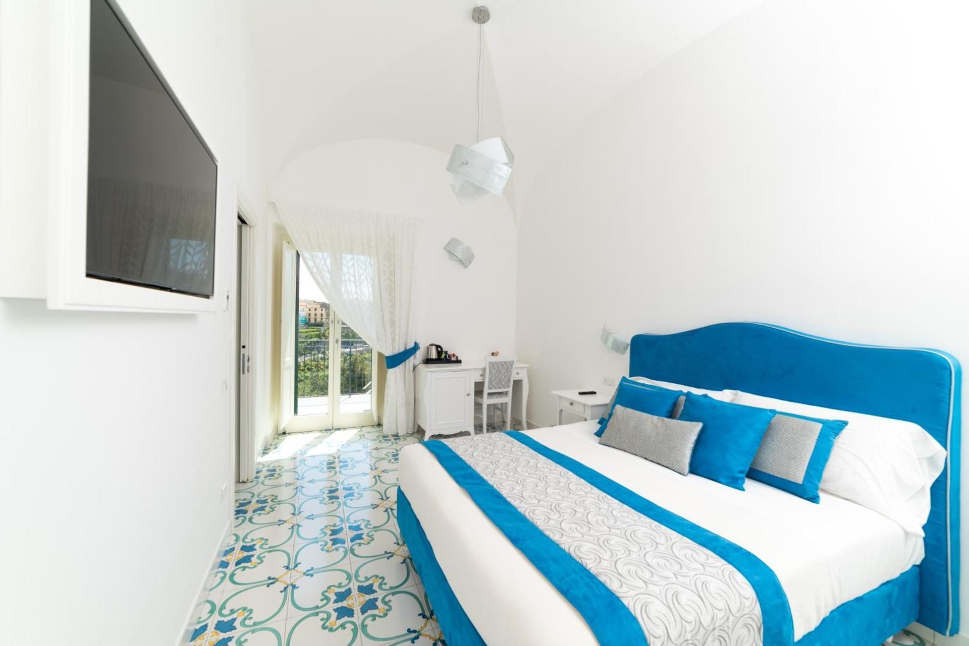 Junior Suite with Terrace