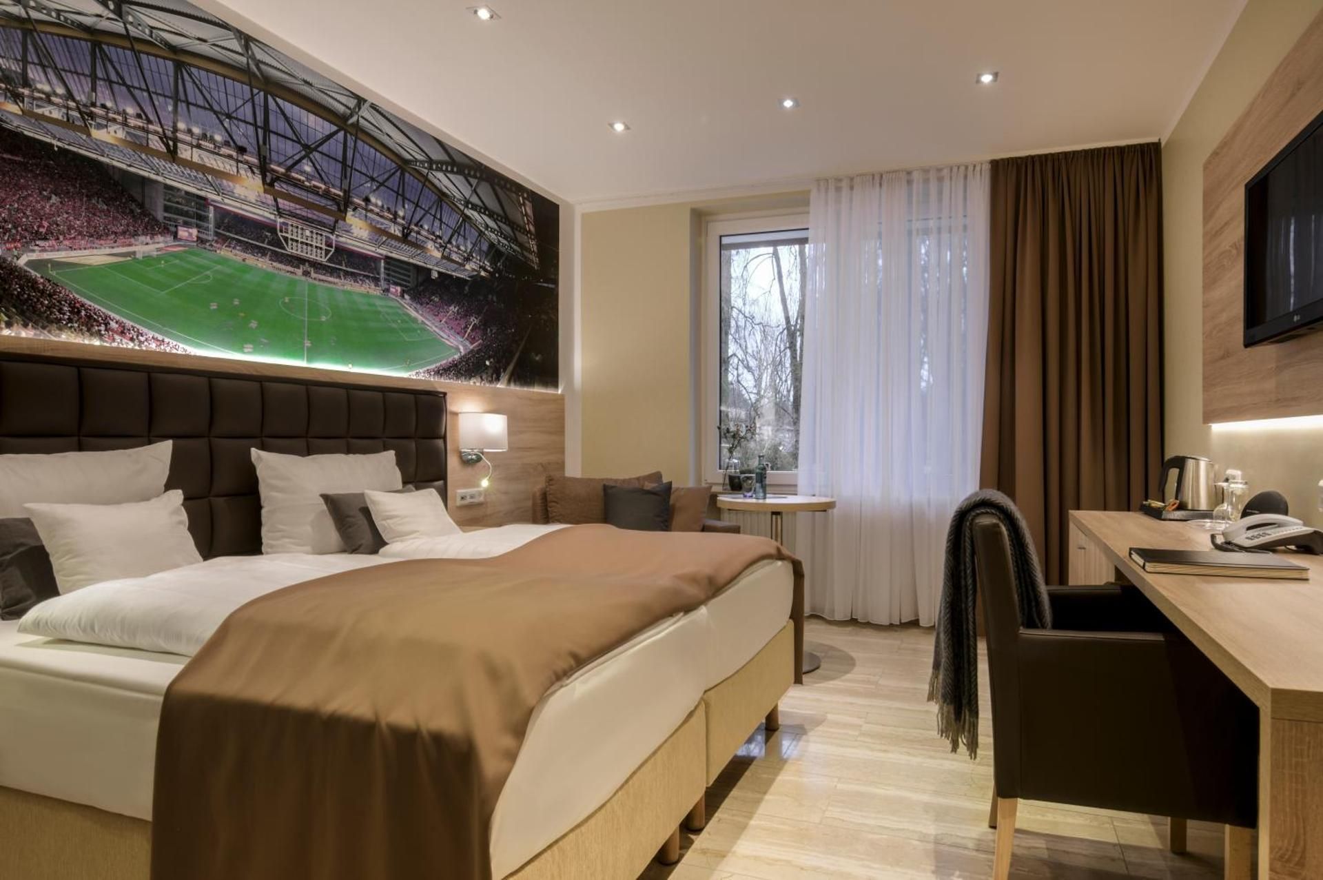 Deluxe Double or Twin Room