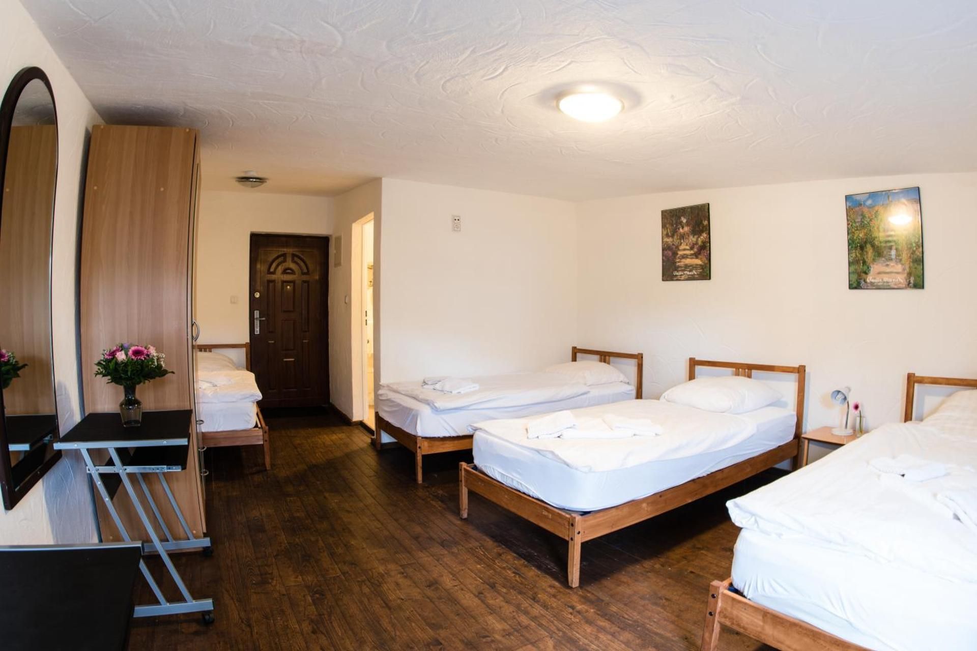 Quadruple Room with Bathroom