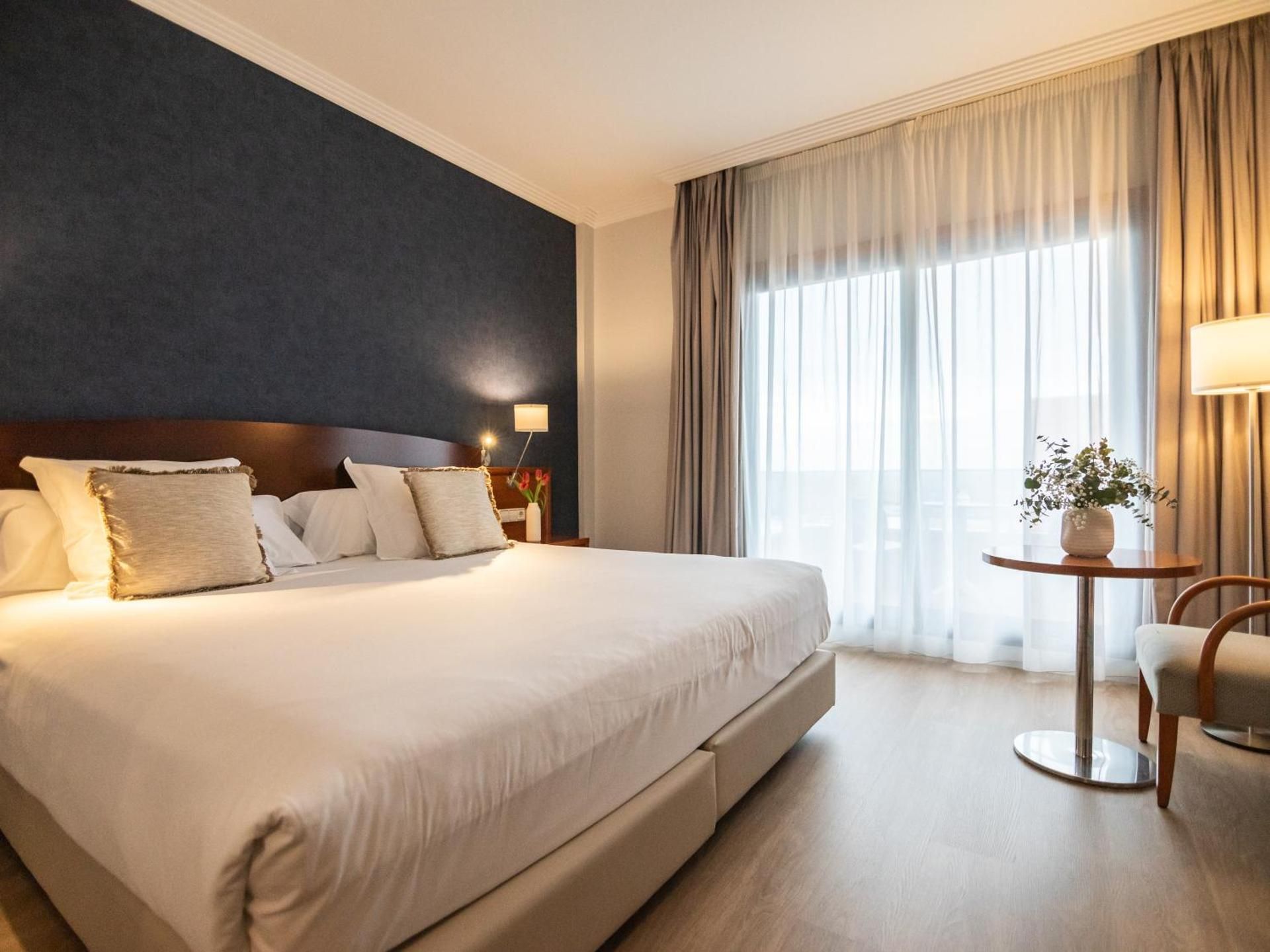 Superior Double or Twin Room with Sea View