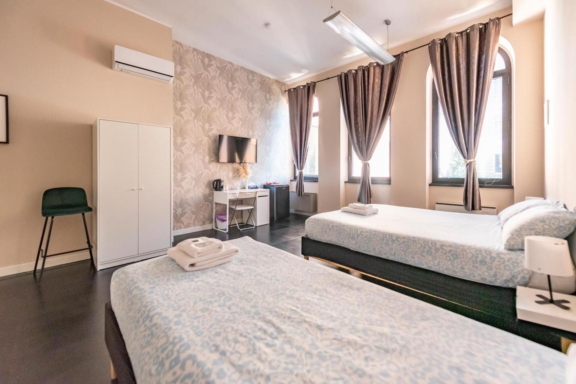 Triple Room with Private Bathroom