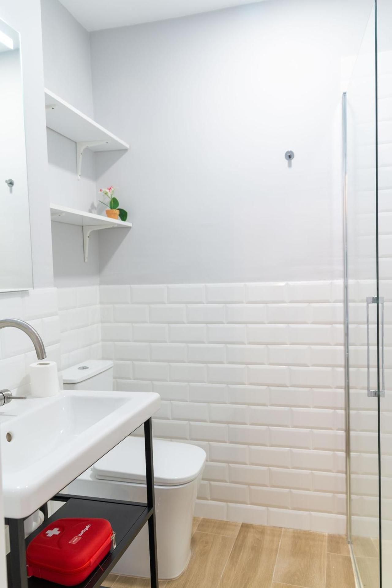 Apartment 3