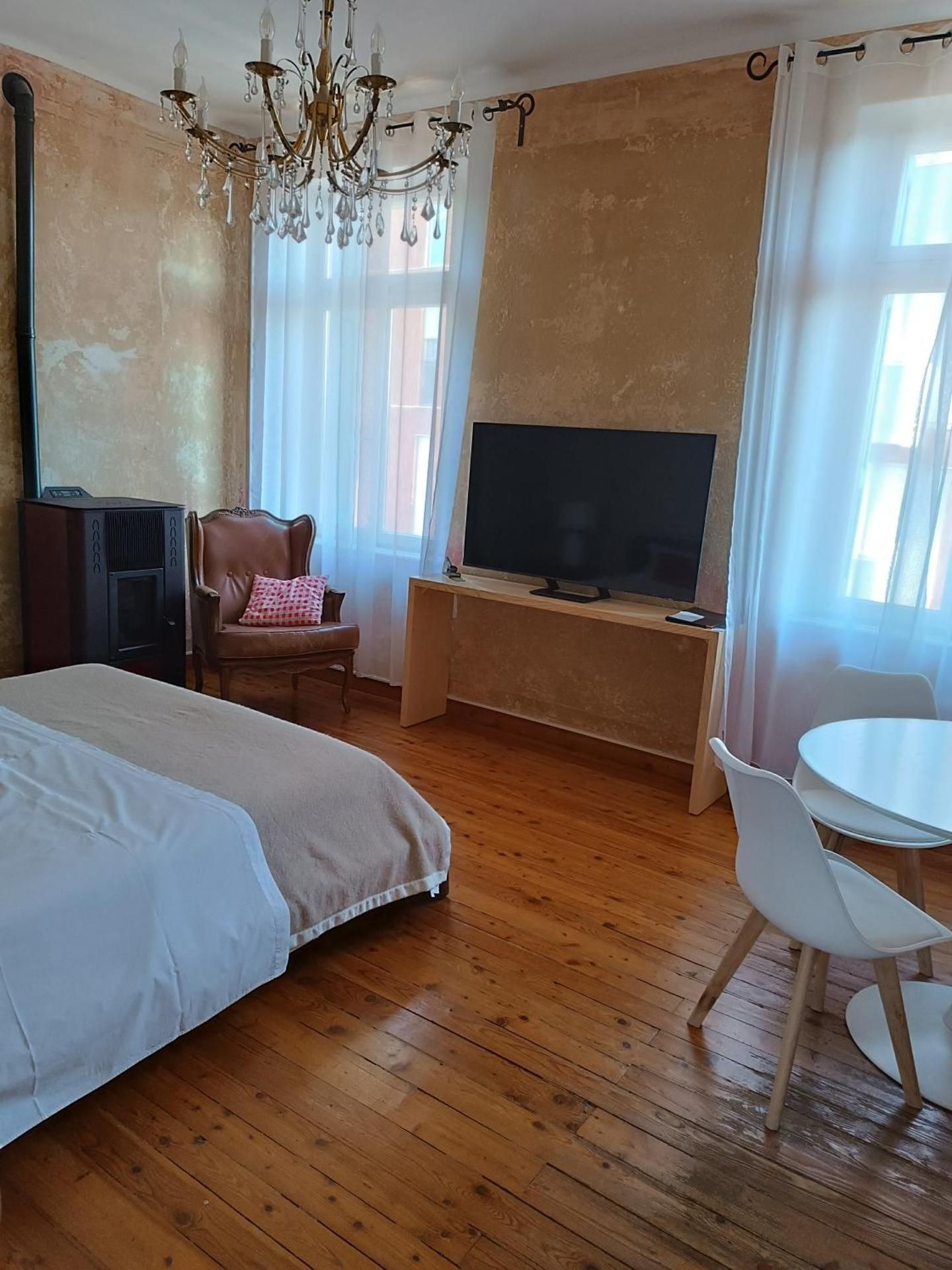 Two Interconnecting Bedrooms