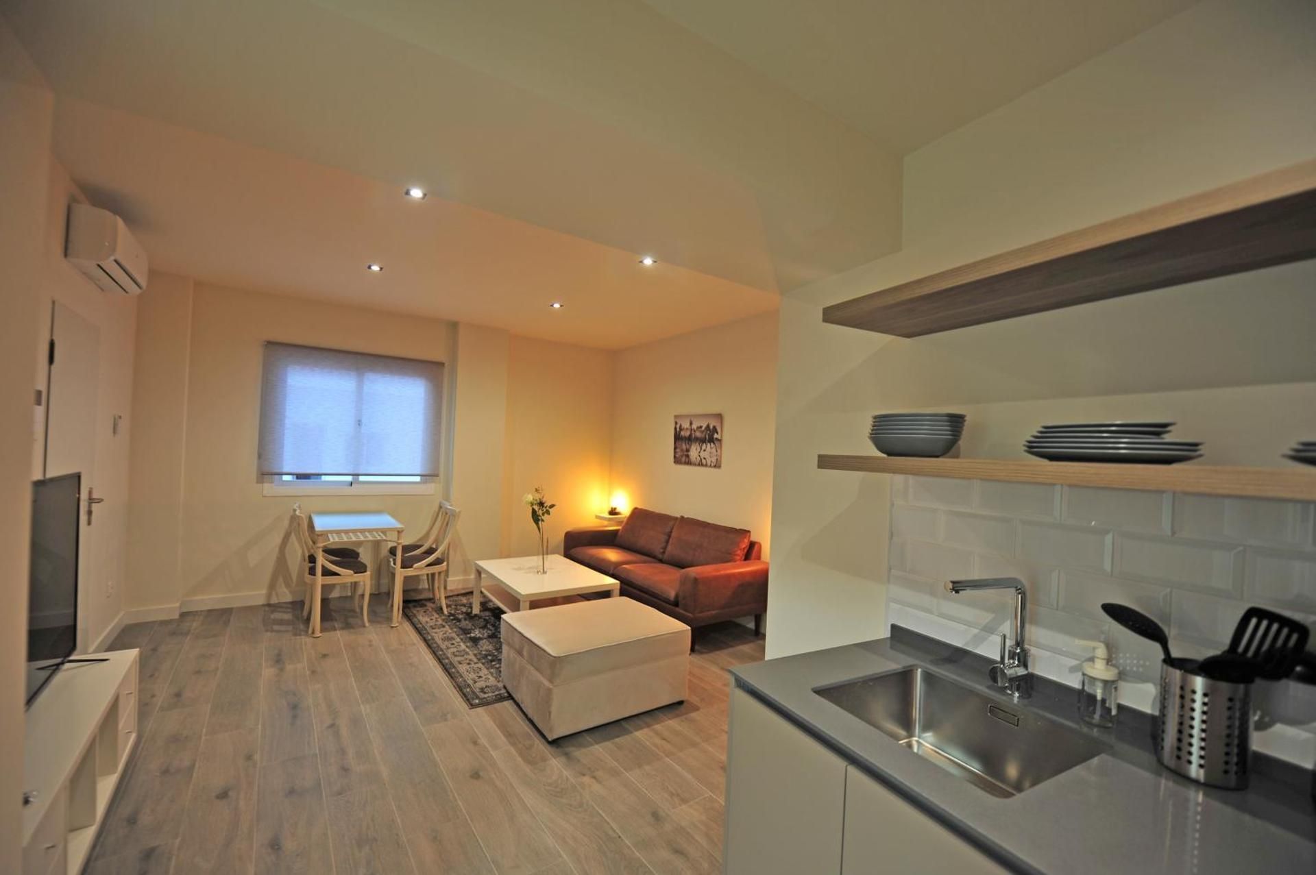 One-Bedroom Apartment