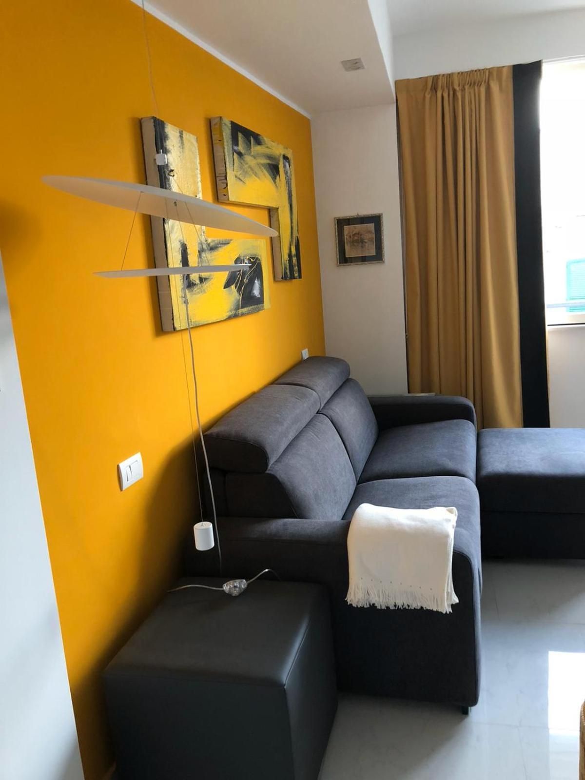 King Room with Roll-In Shower - Disability Access