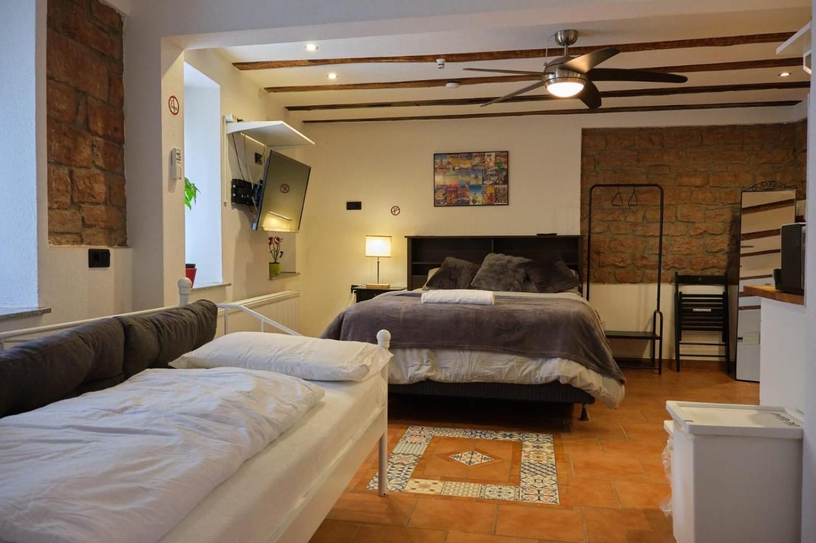 Studio Apartment