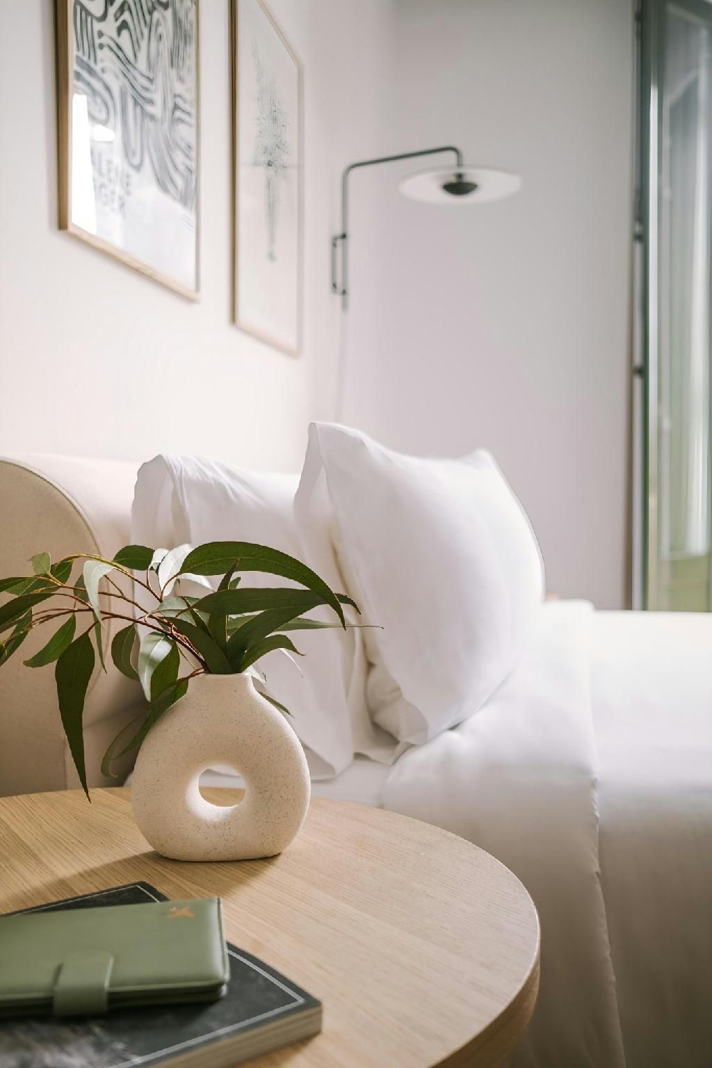 Guest room, 1 King, Street view, Balcony
