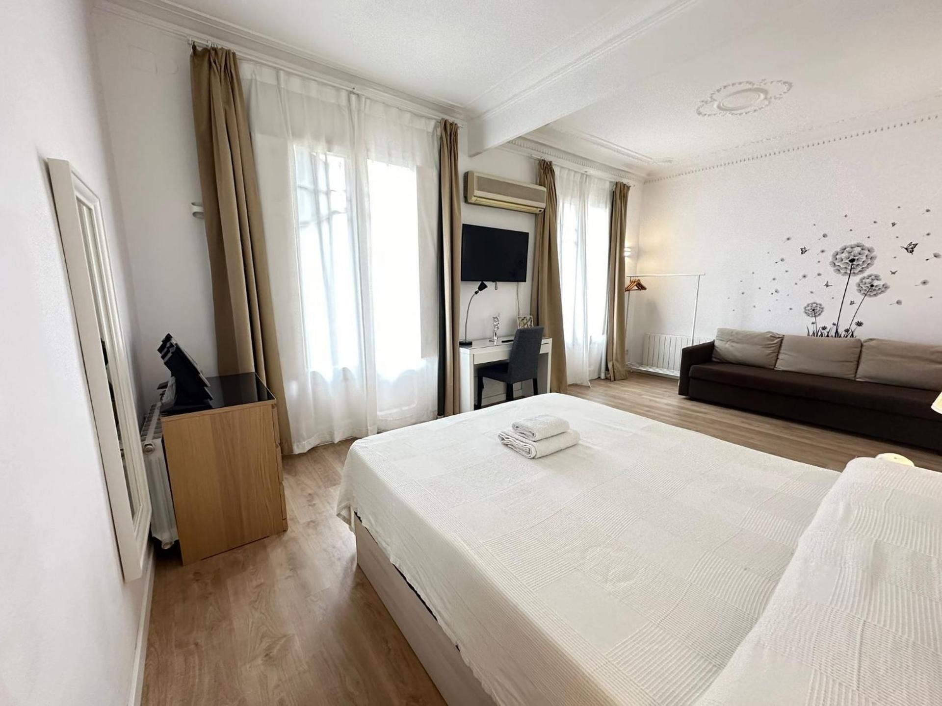 Quadruple Room with Shared Bathroom