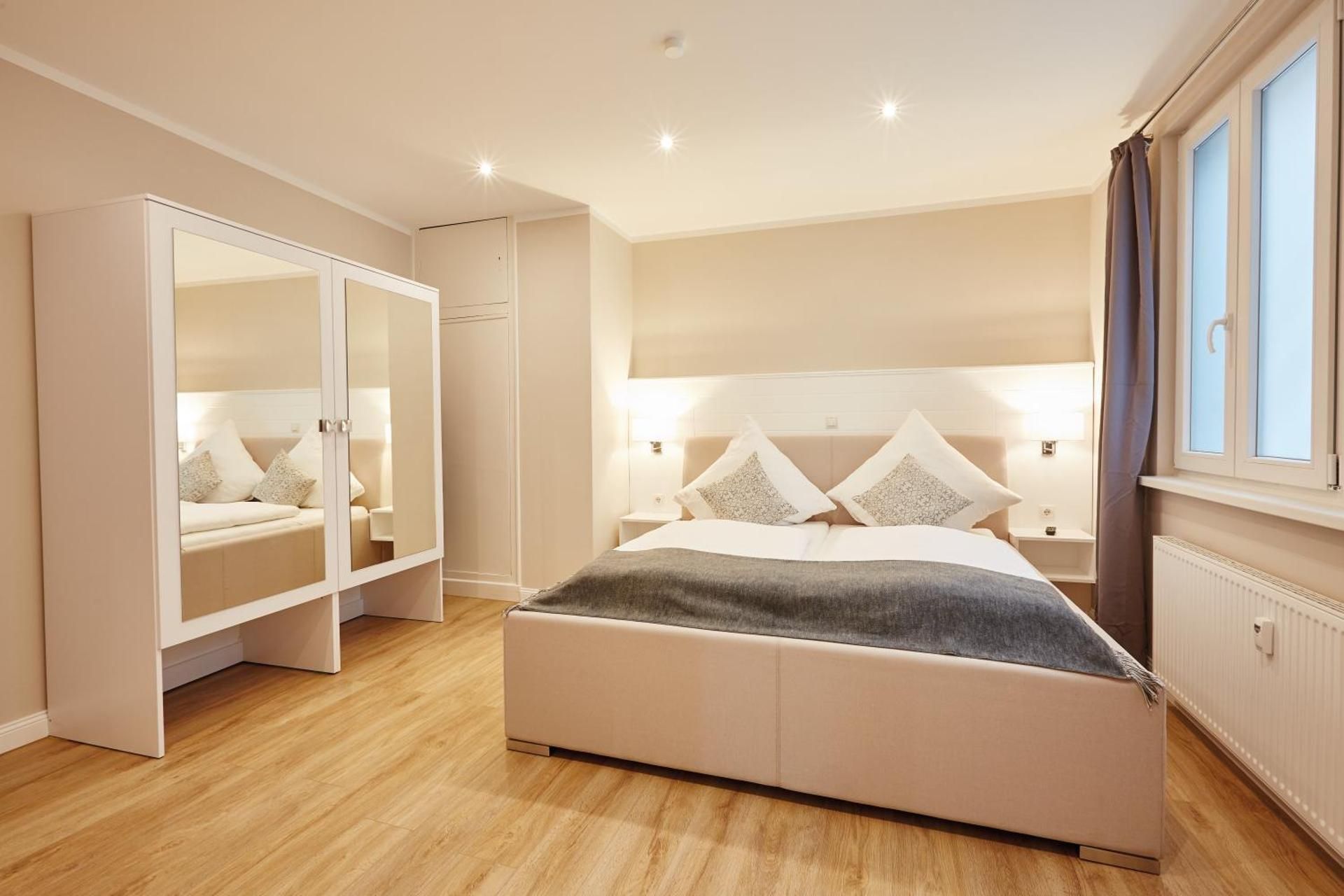 Deluxe One-Bedroom Apartment with City View
