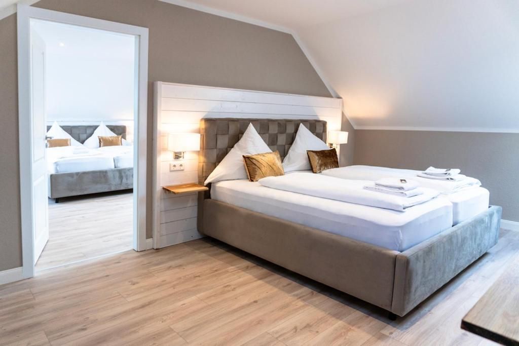 Junior Suite with City View