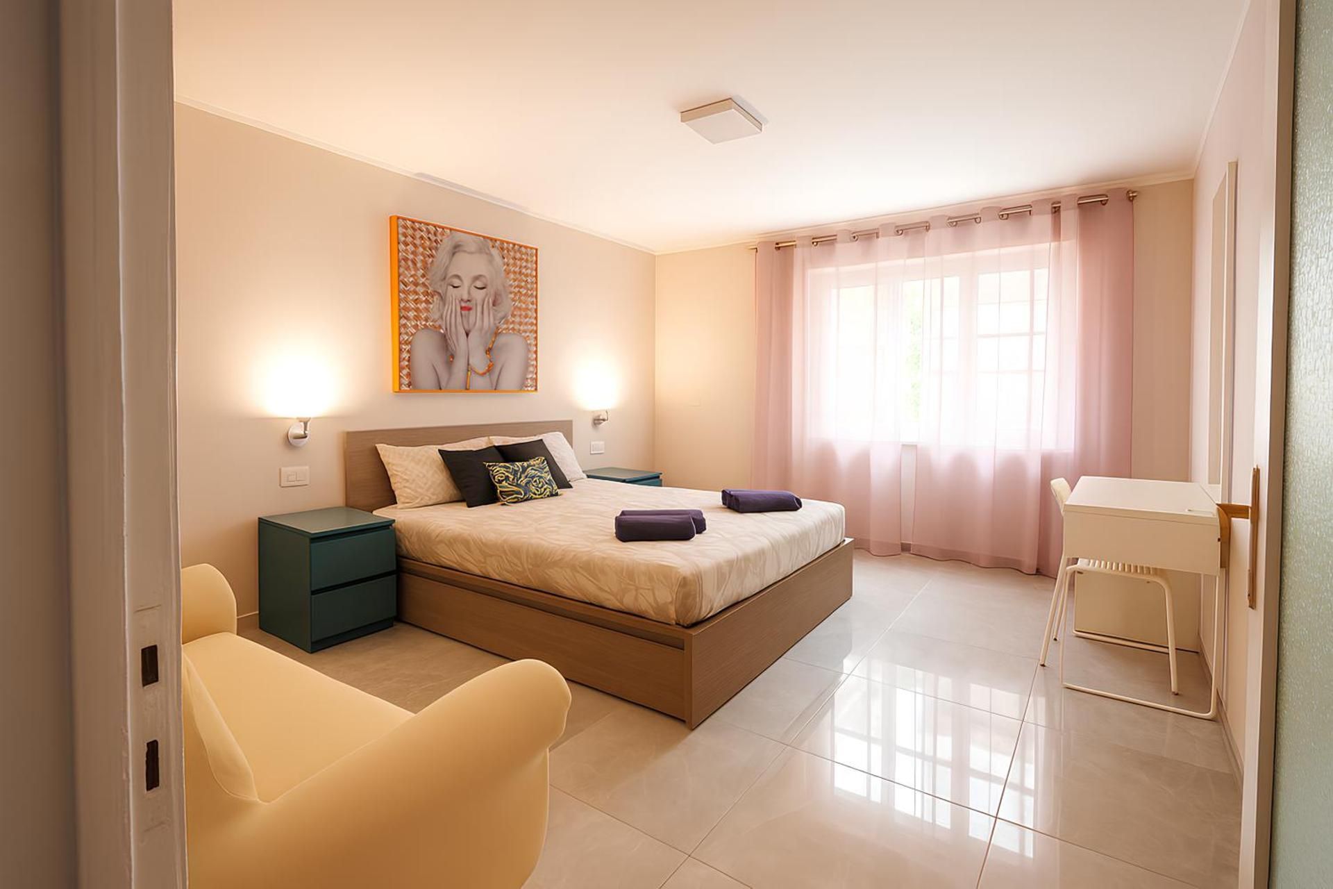 Superior King Room