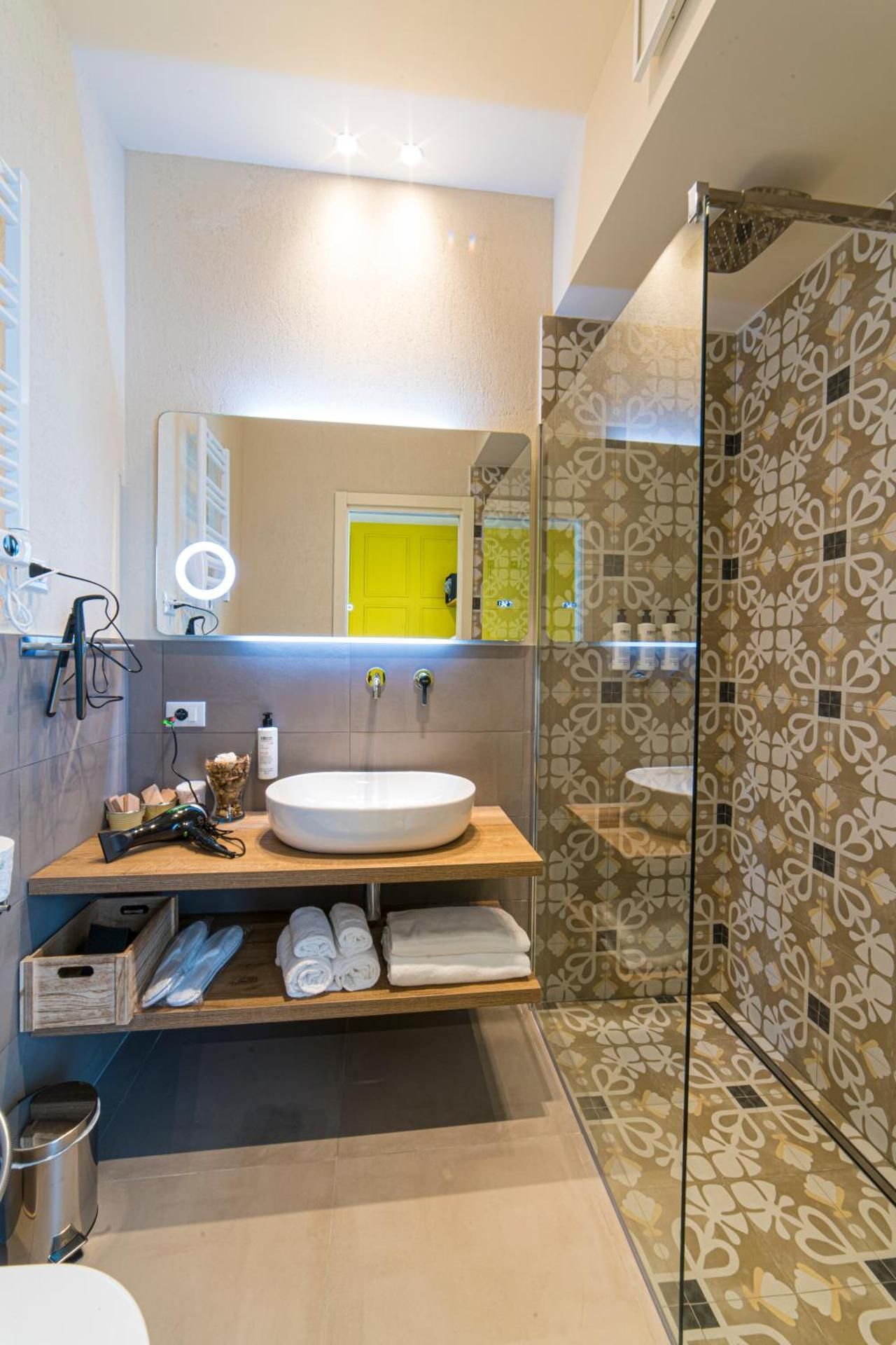 Double or Twin Room with Balcony