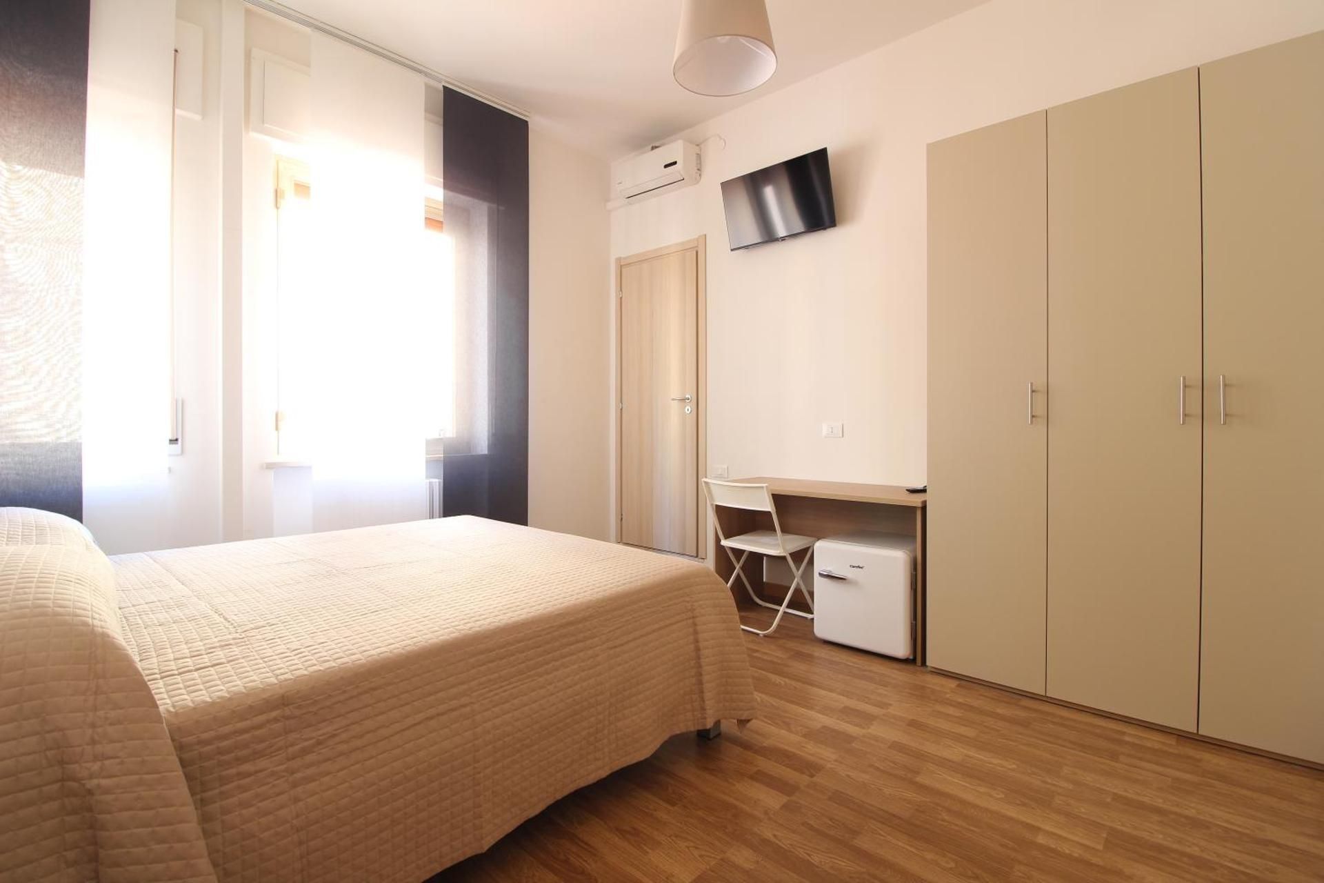 Large Double Room