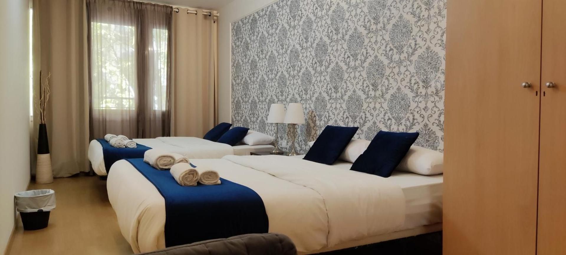 Classic Quadruple Room with Private External Bathroom