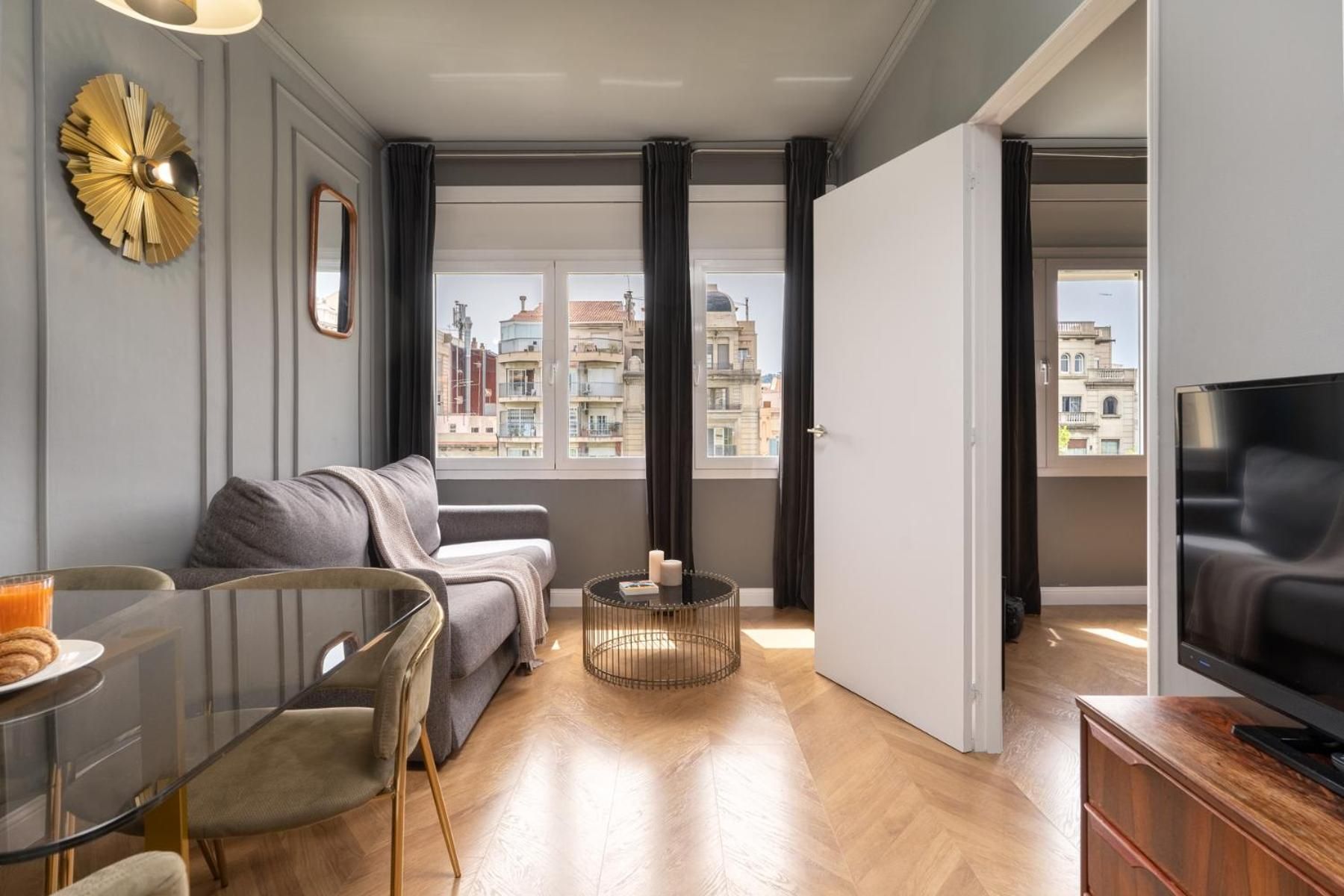 One-Bedroom Apartment