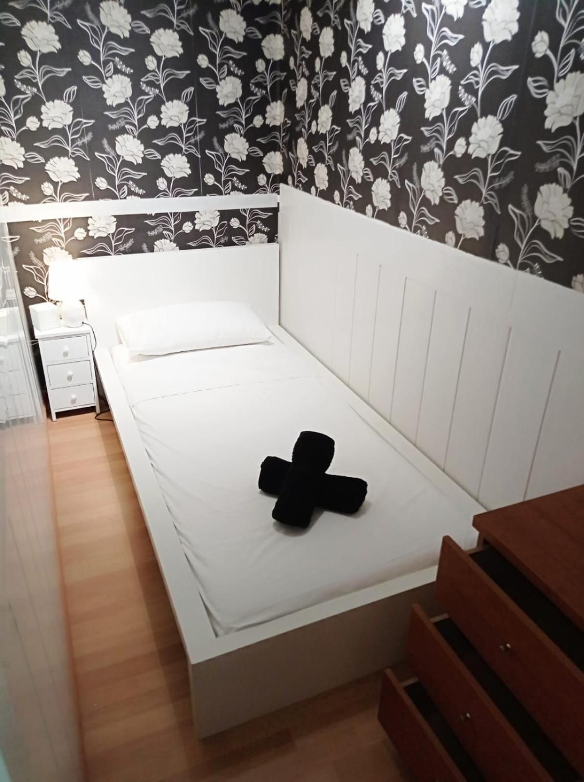 Budget Single Room