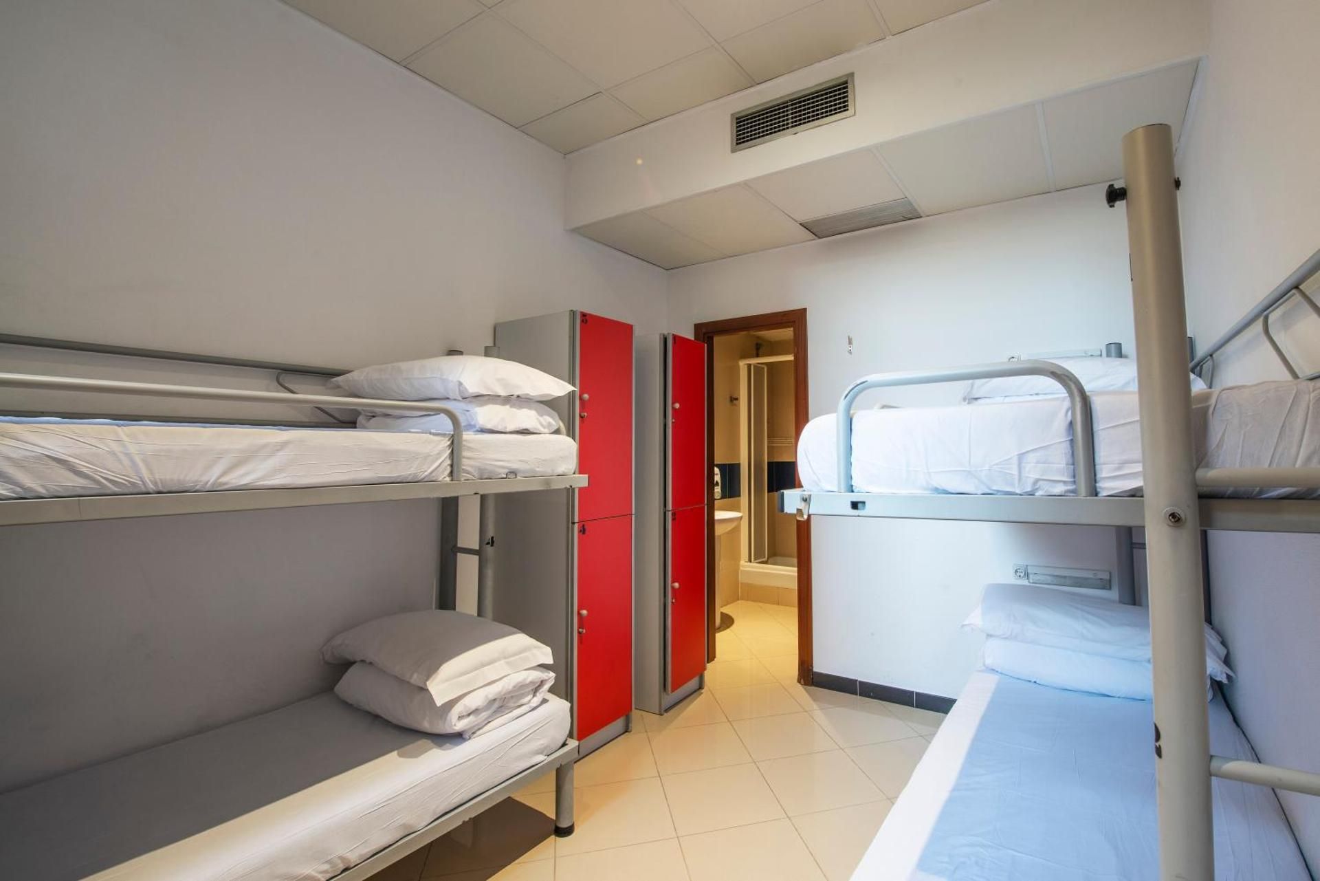 bed in 4-bed female dorm ensuite