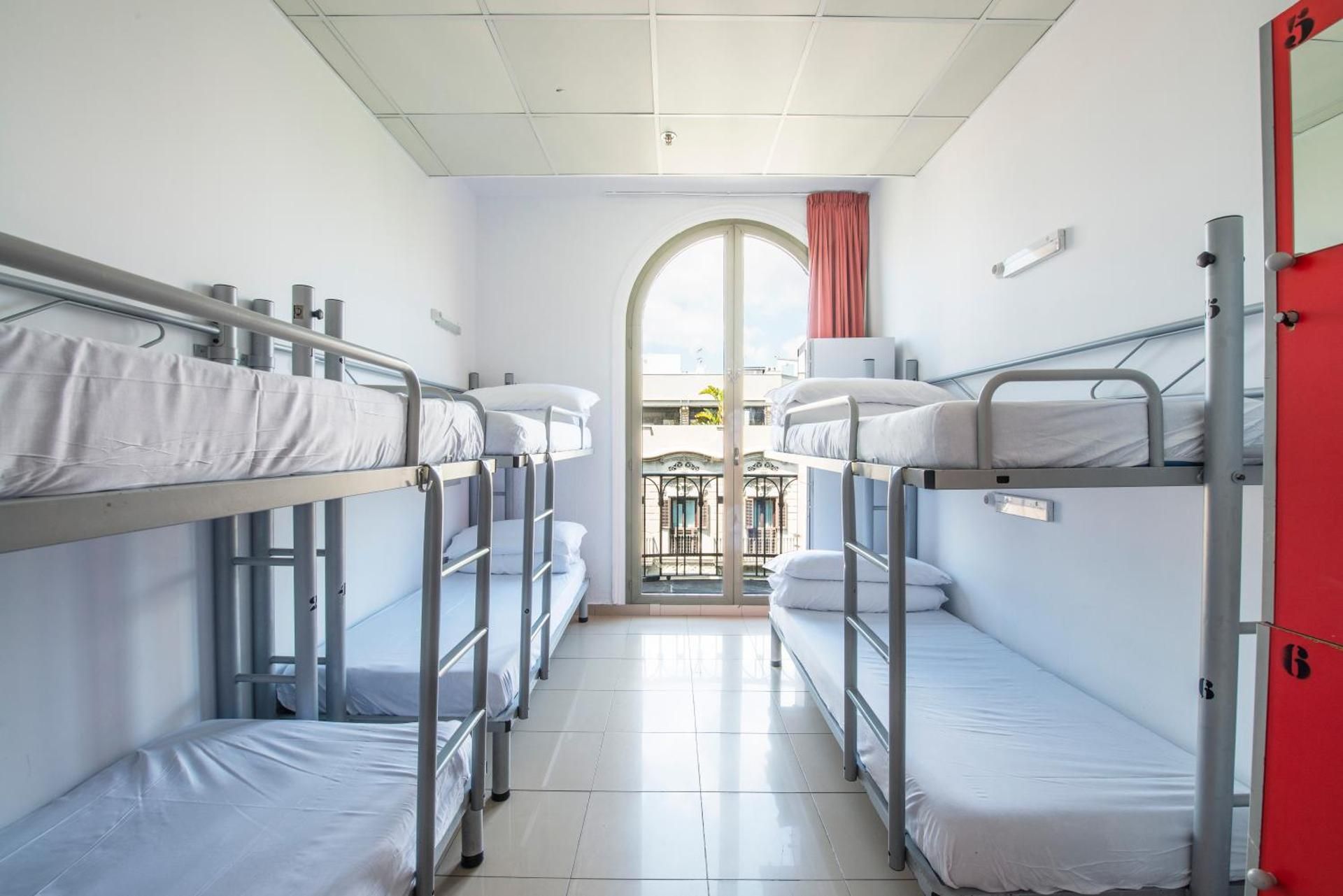Bed in 6-Bed Male Dorm Ensuite