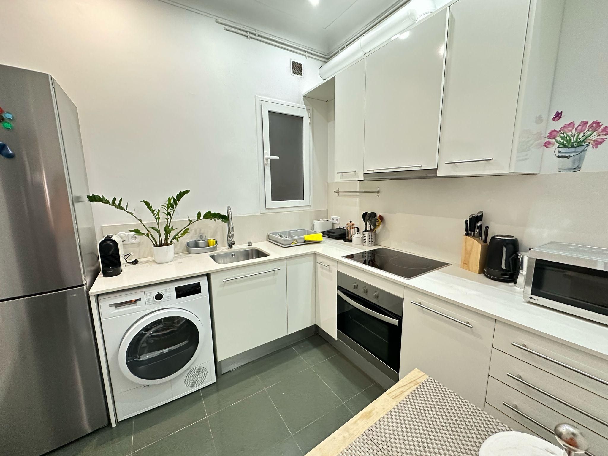 Room for 2 People