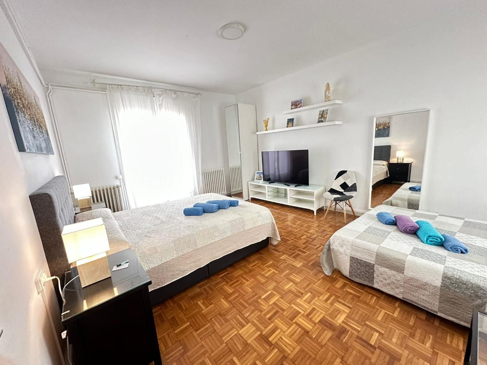 Quadruple Room with Shared Bathroom