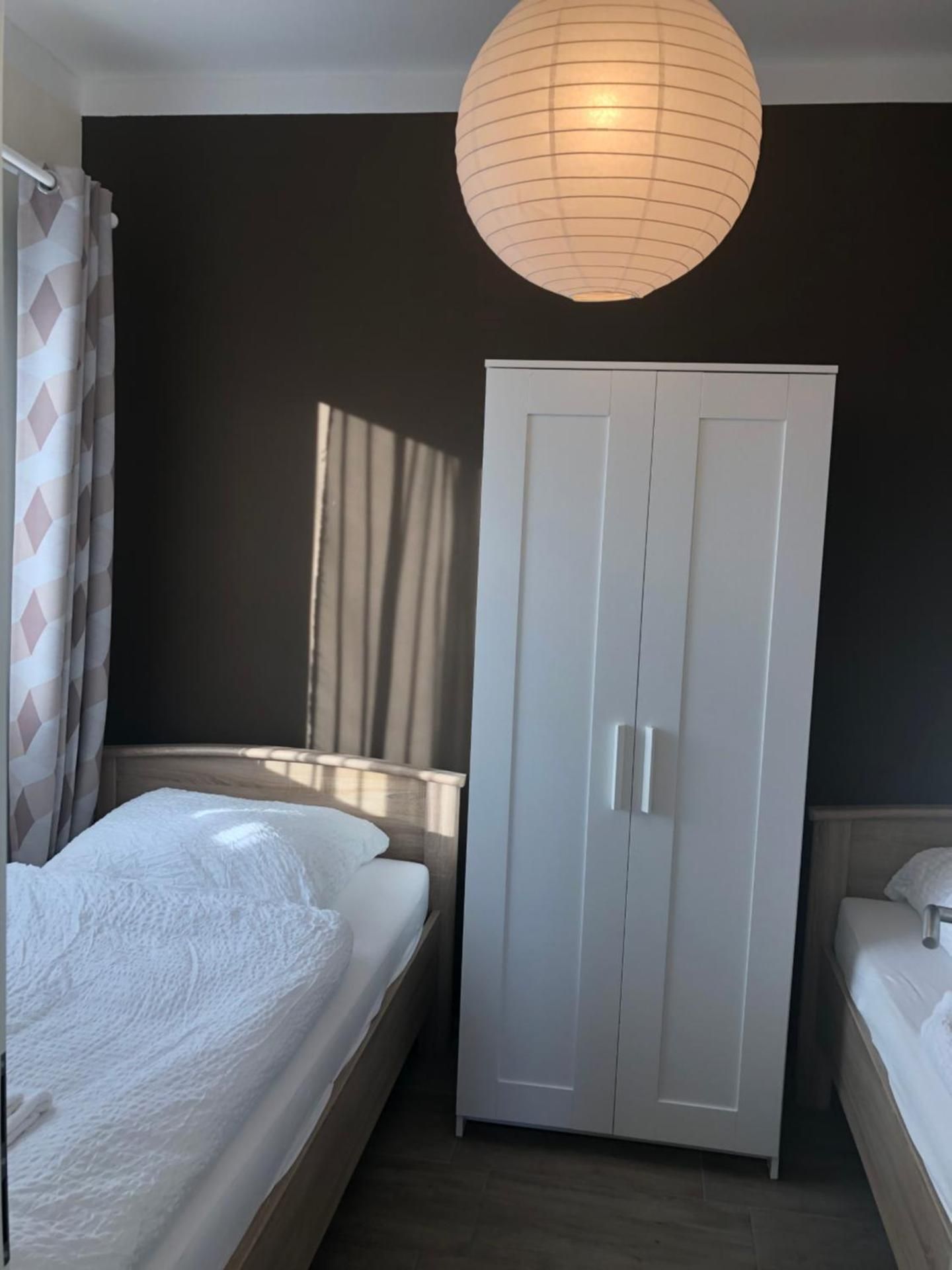 Twin Room with Shower
