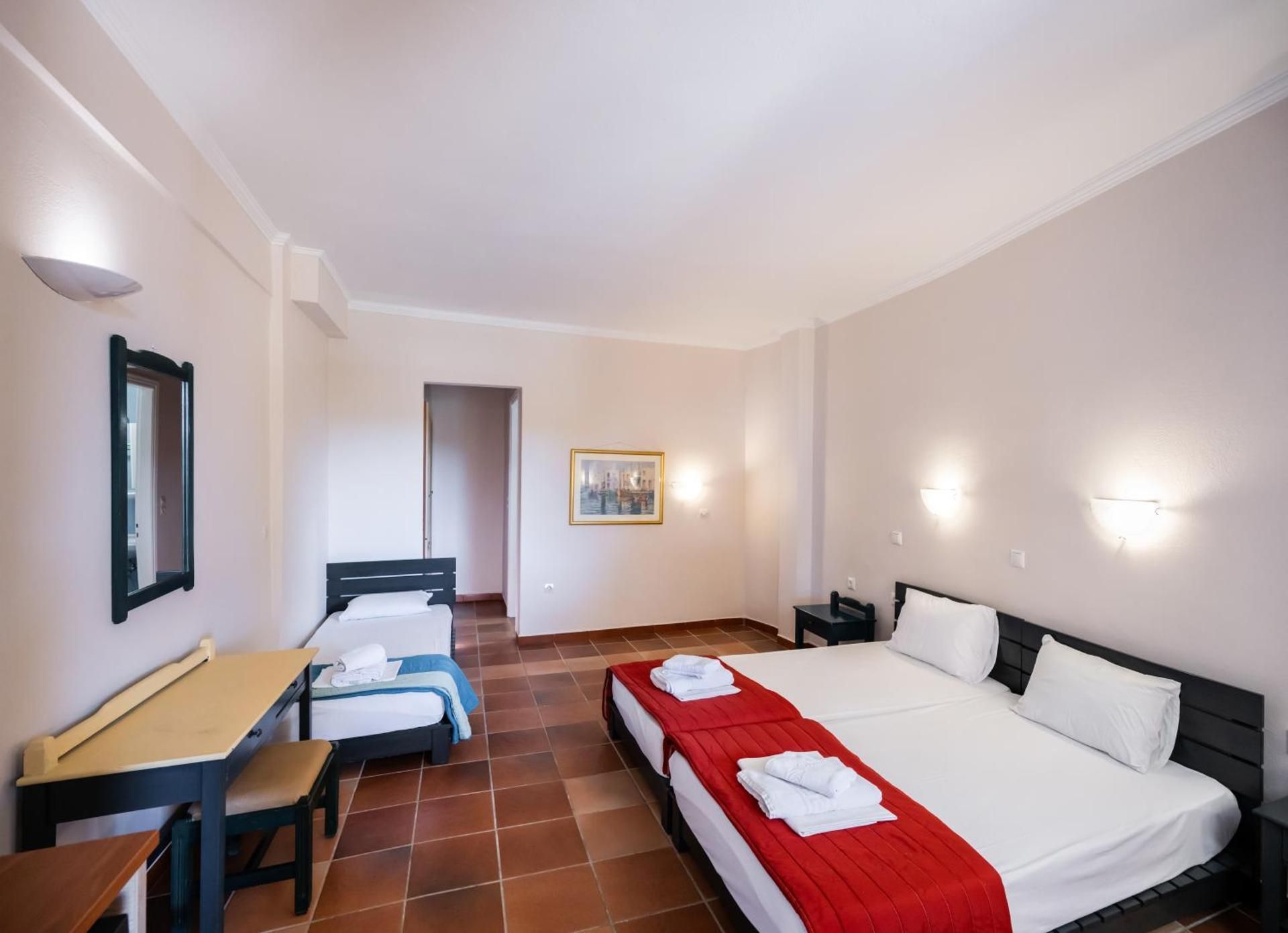 Economy Triple Room