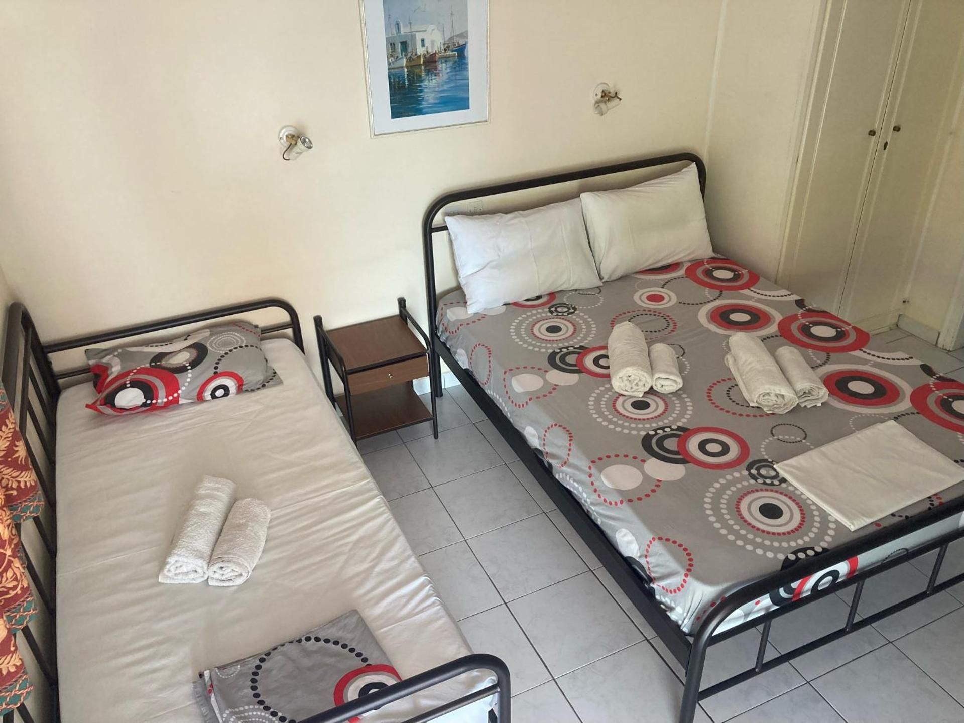 Economy Studio (3 Adults)