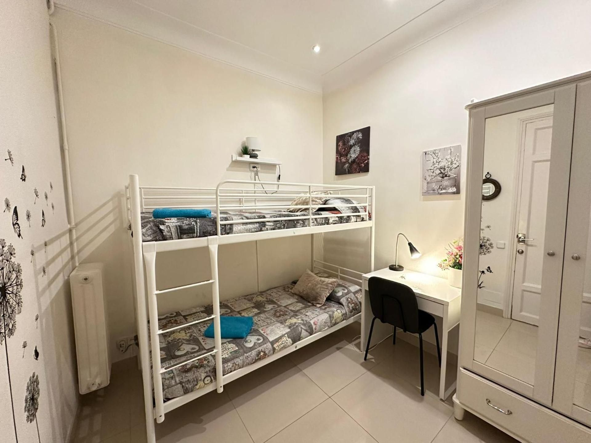 Twin Room with Shared Bathroom
