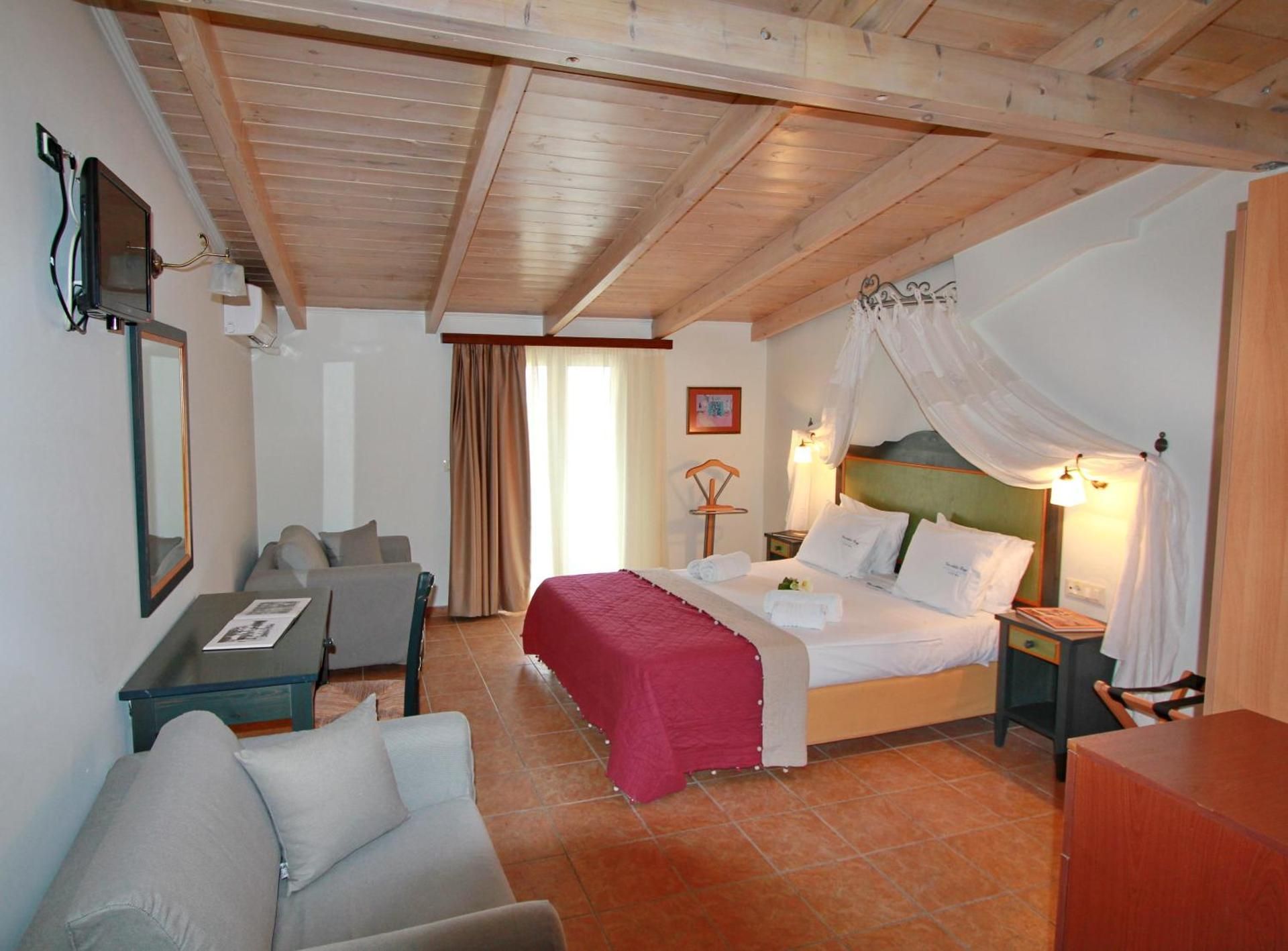 Suite (2 Adults + 2 Children)