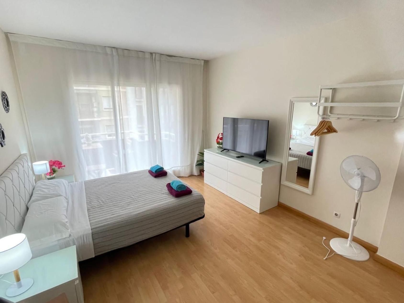 Triple Room with Shared Bathroom
