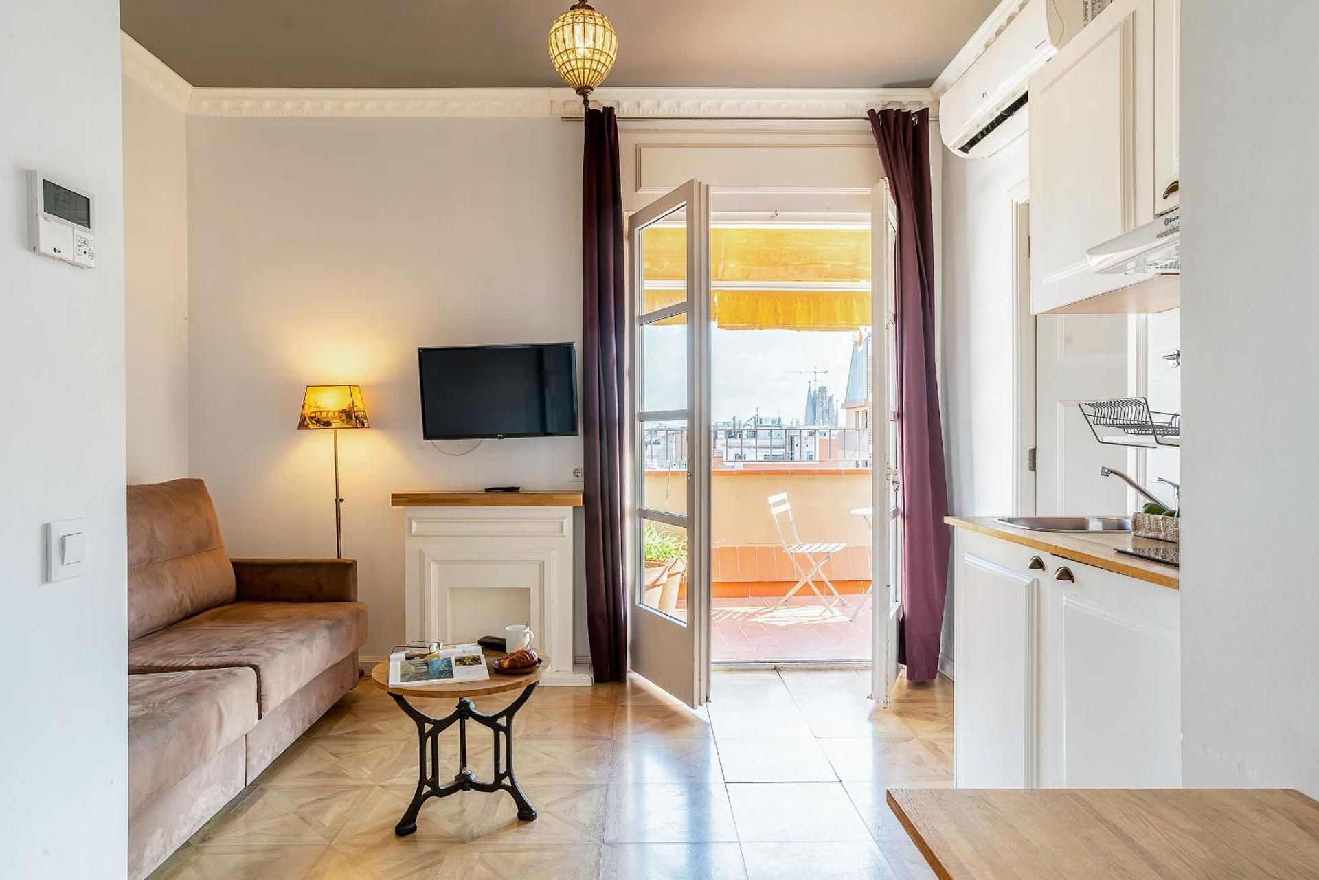 Apartment with Terrace