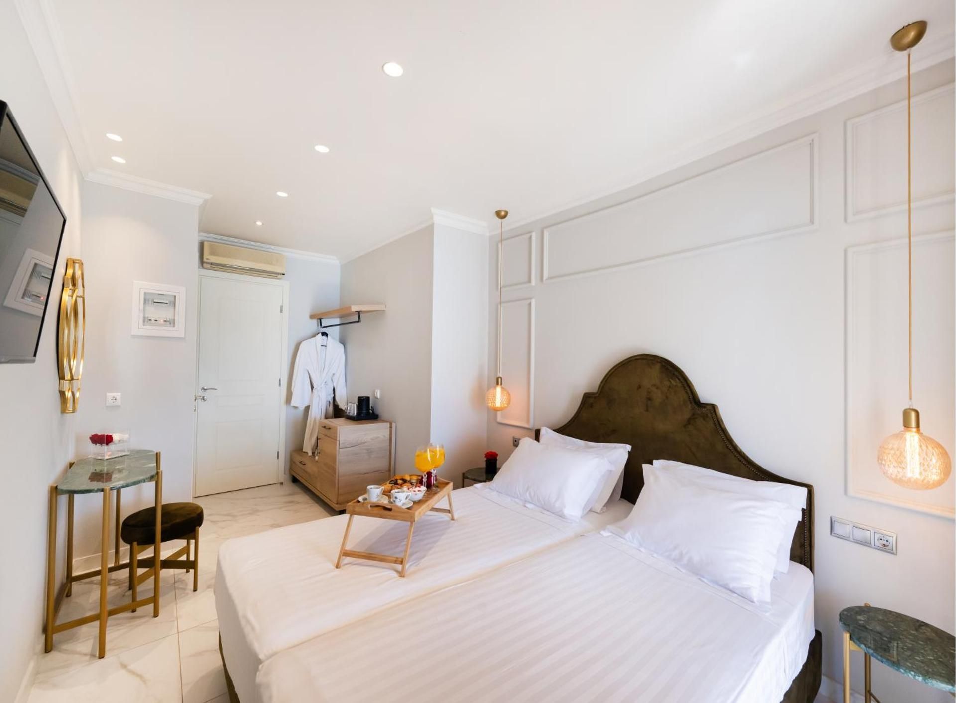 Deluxe Double Room with Balcony