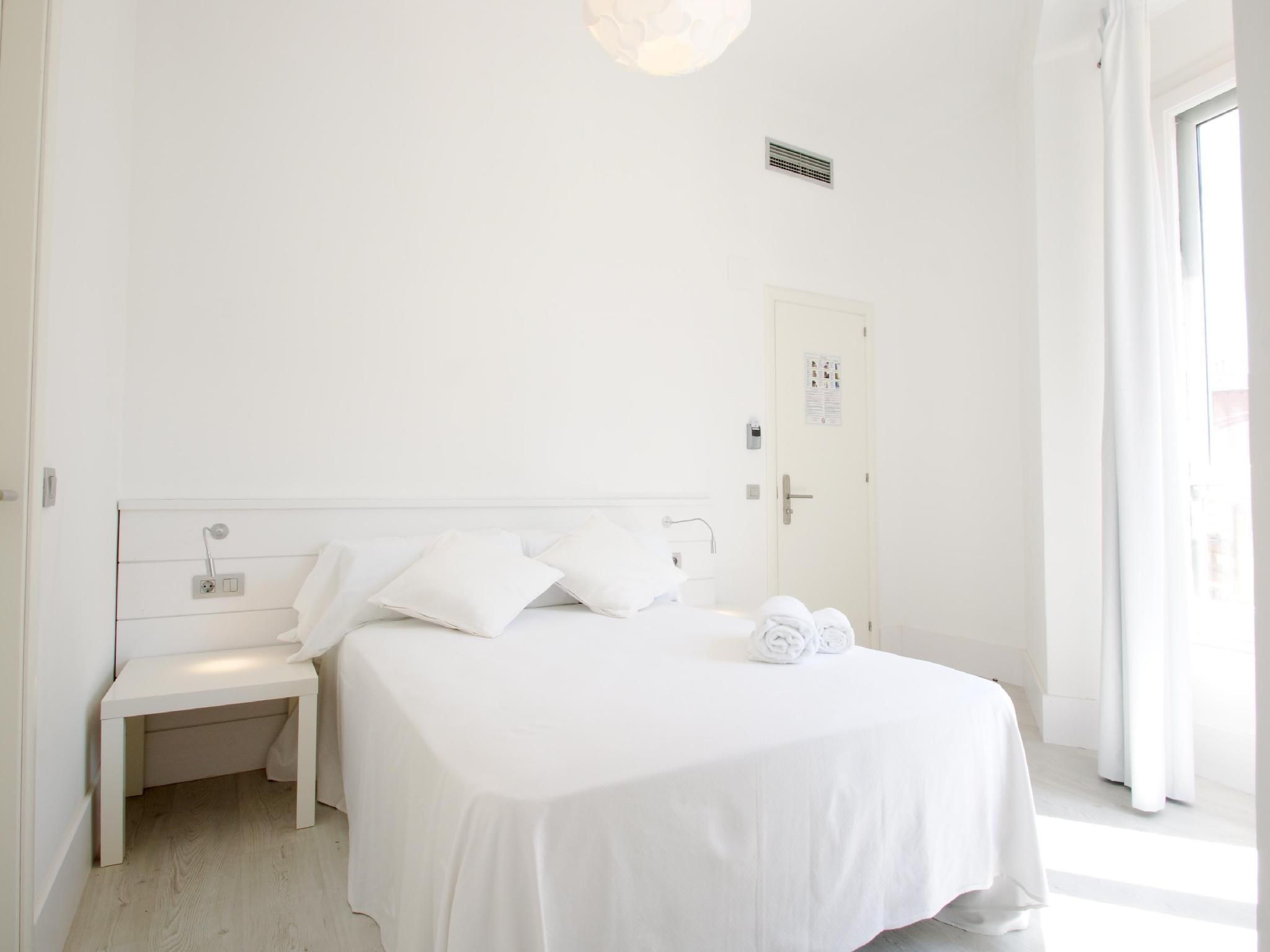 275842_14042823130019237699