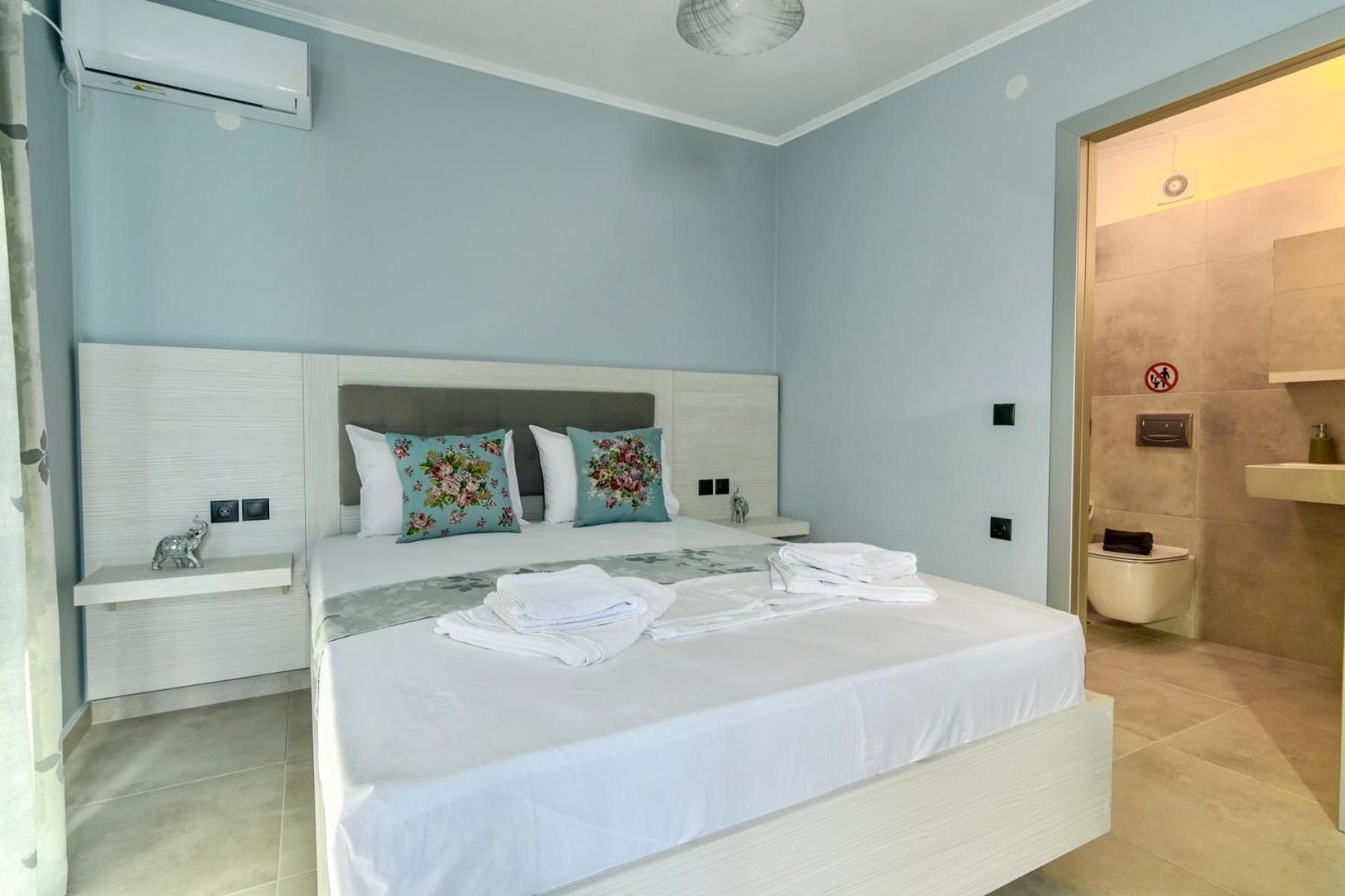 Small Double Room