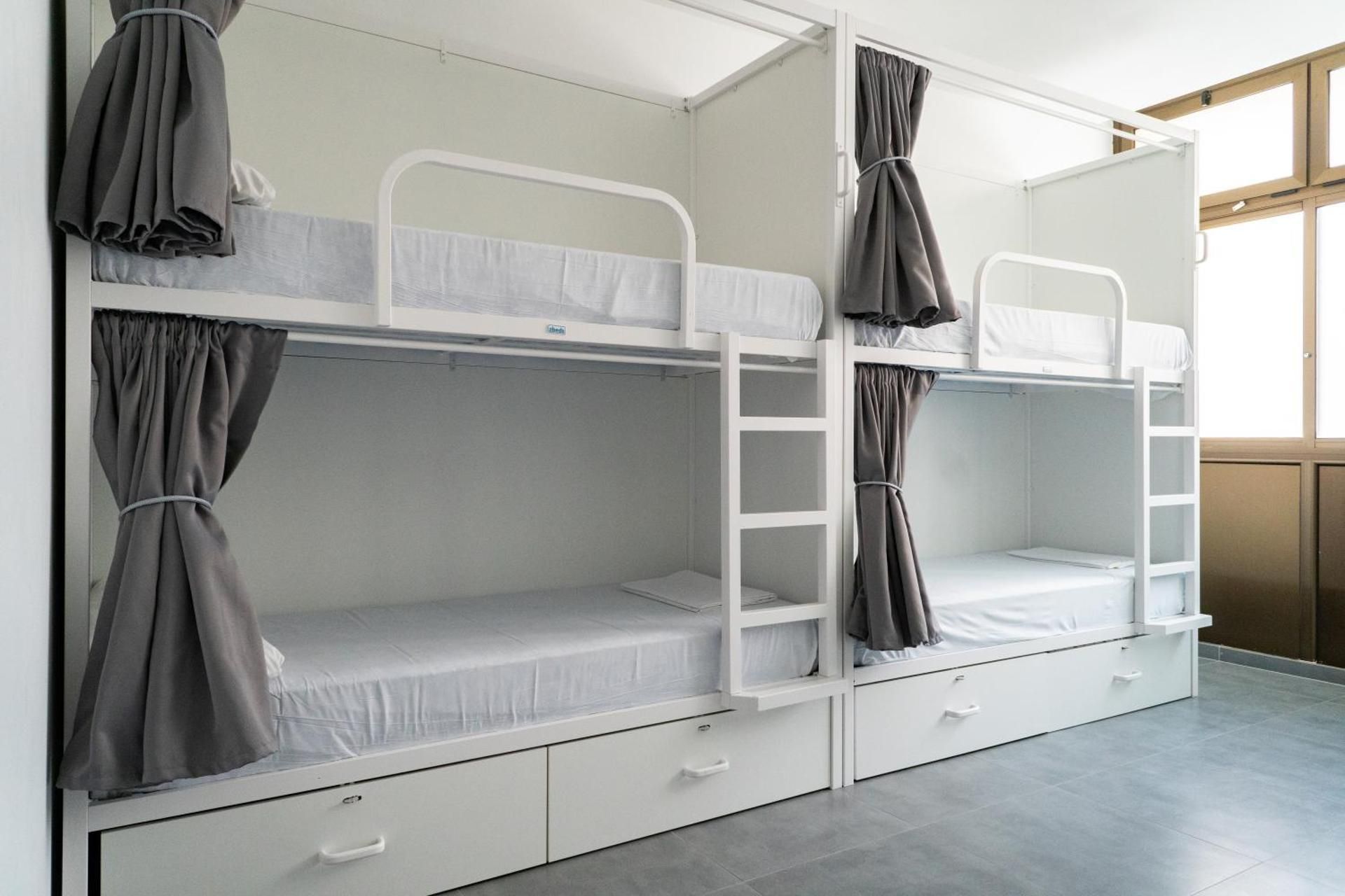Quadruple Room with Private Bathroom