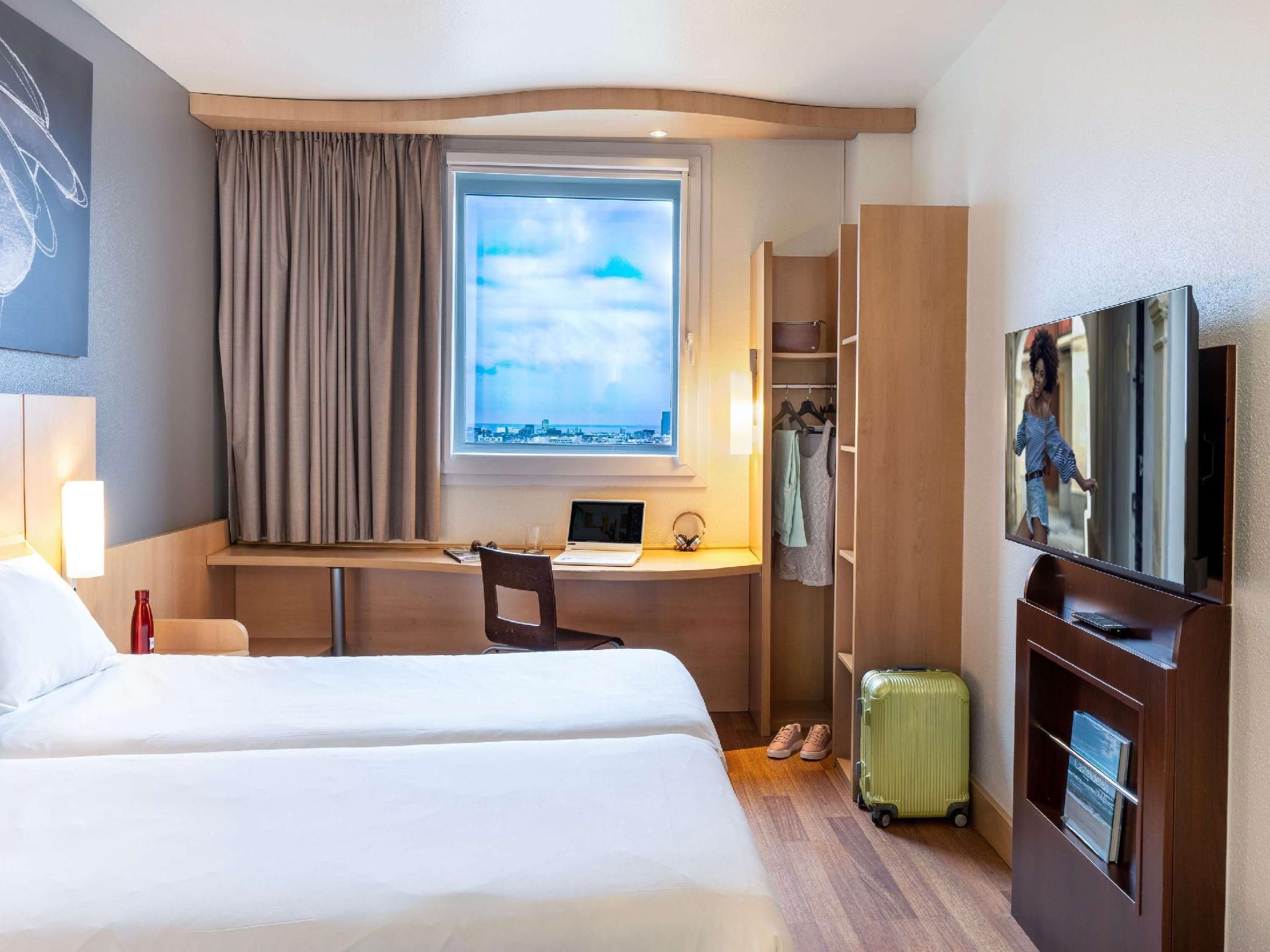 Standard Room, 2 Single Beds