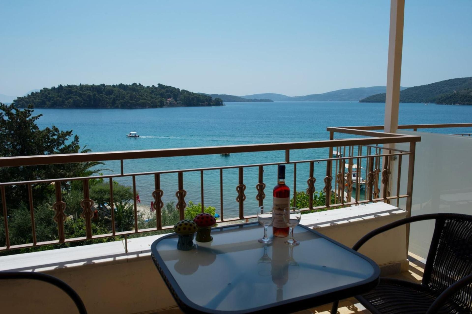 Studio with Sea View