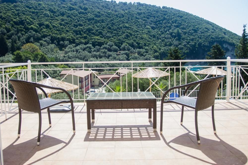 Studio Apartment with Sea View