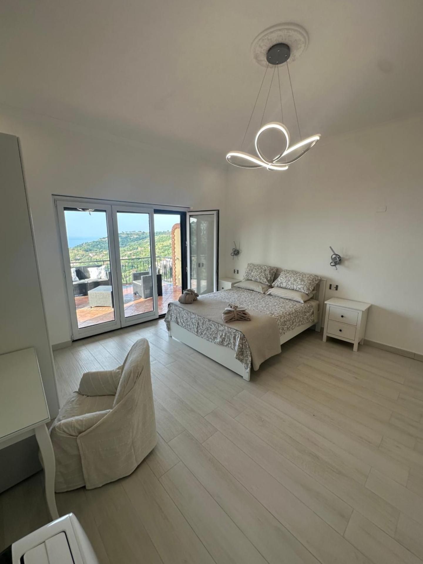 Luxury Triple Room